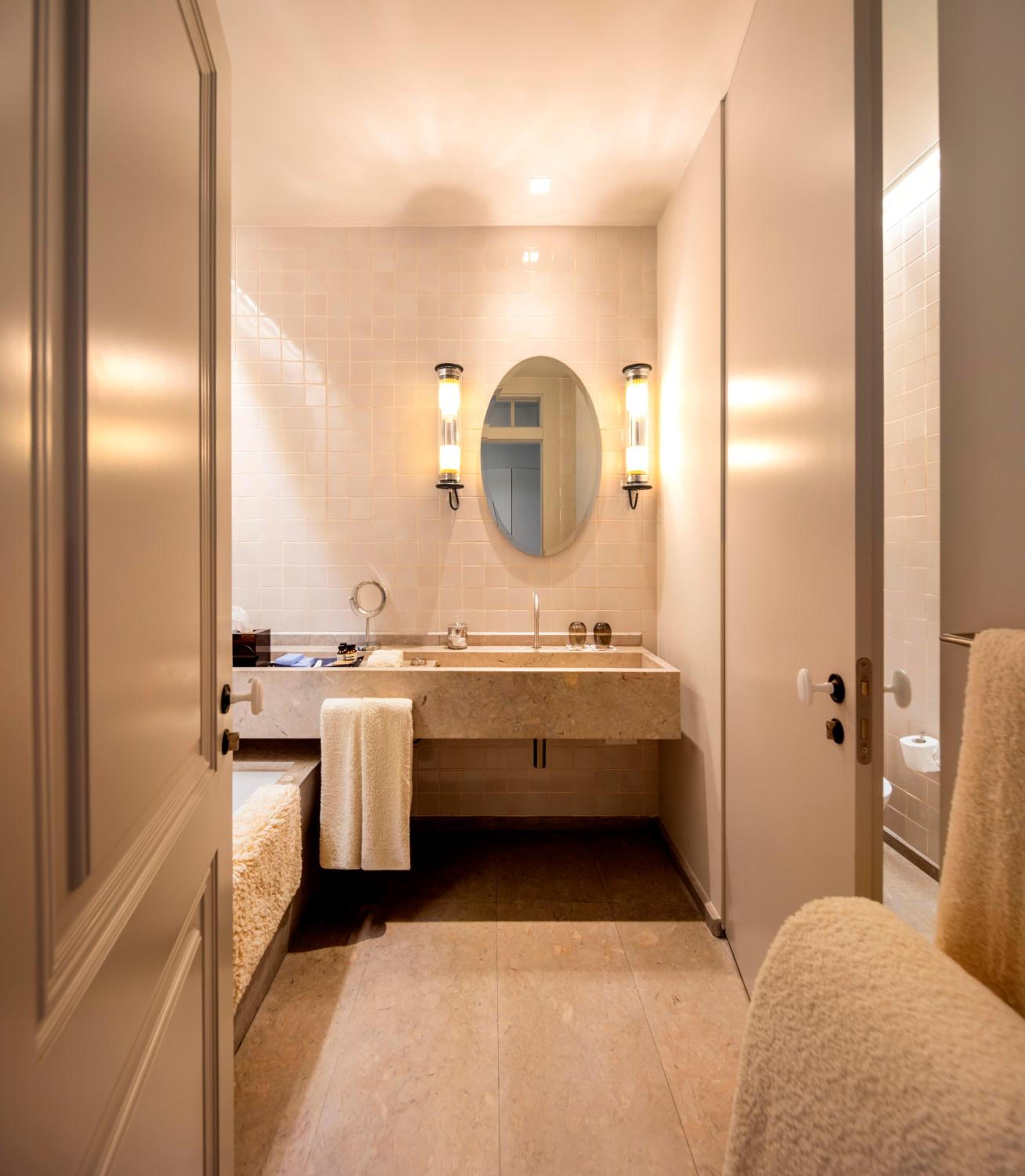 Prestige Suite River View