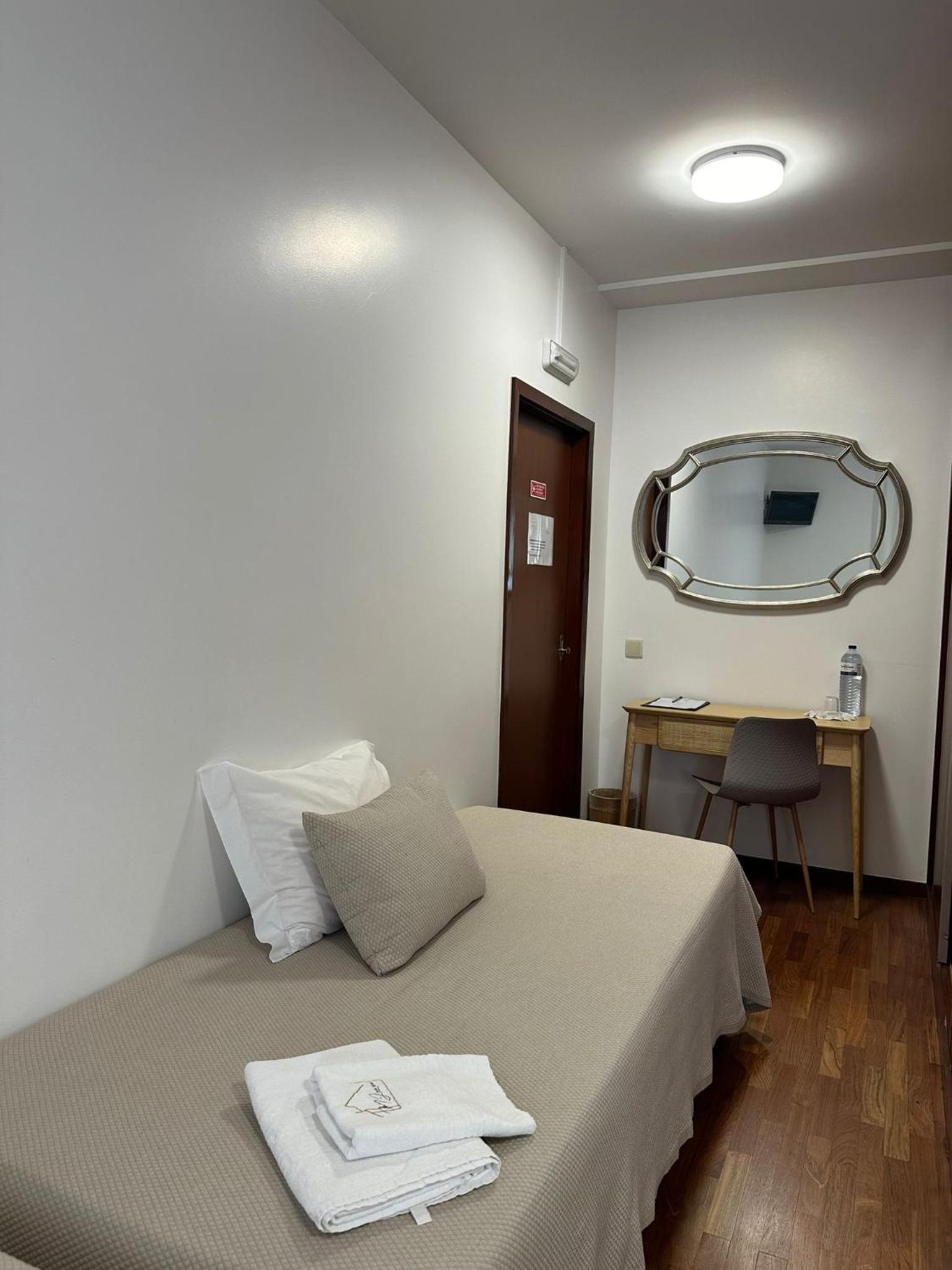 Family Room - Disability Access - Photo 4