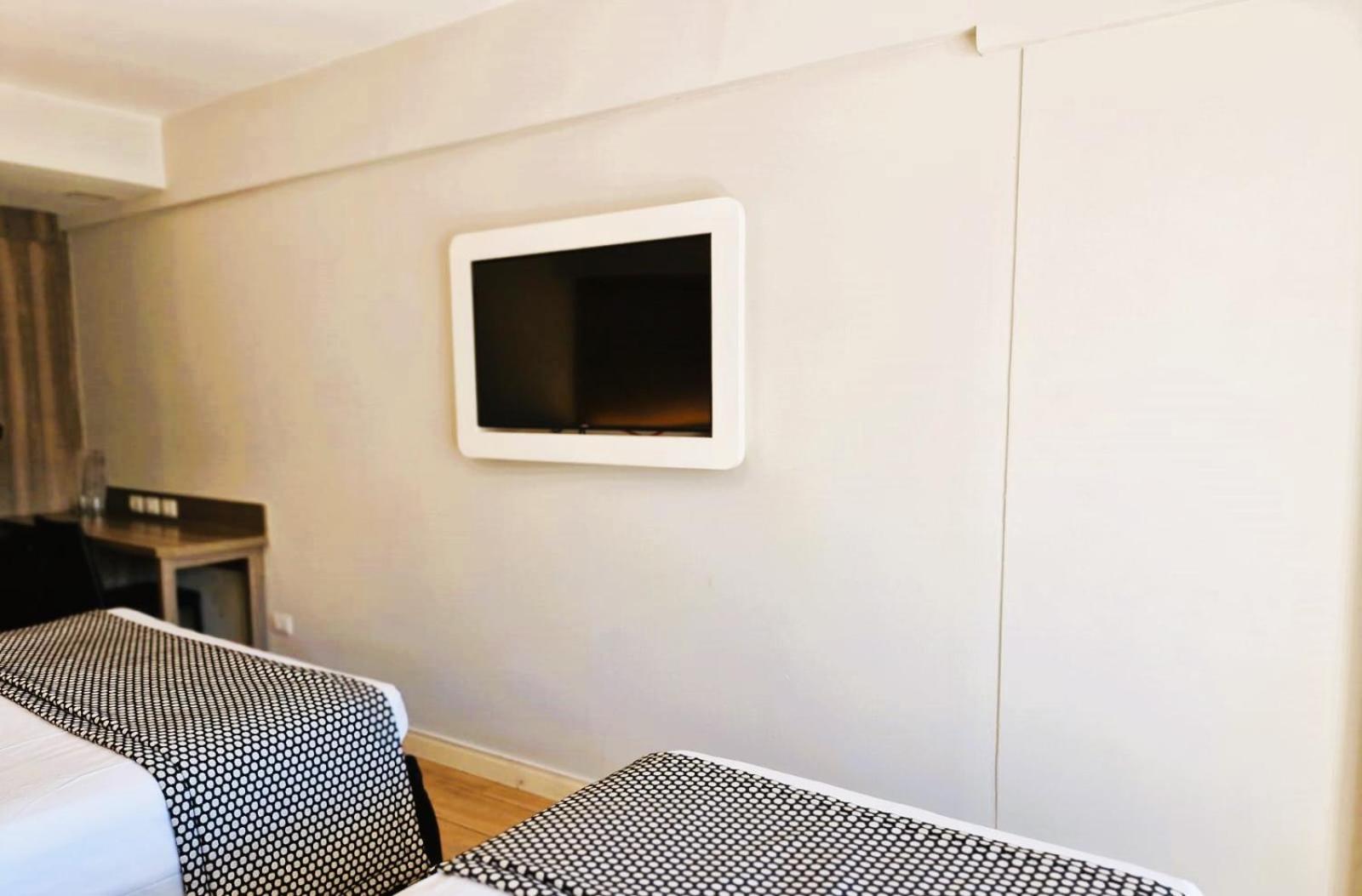 Available room
