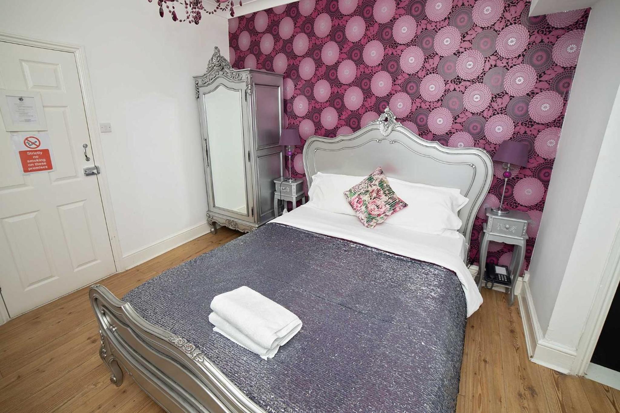 Standard Double Room photo 2