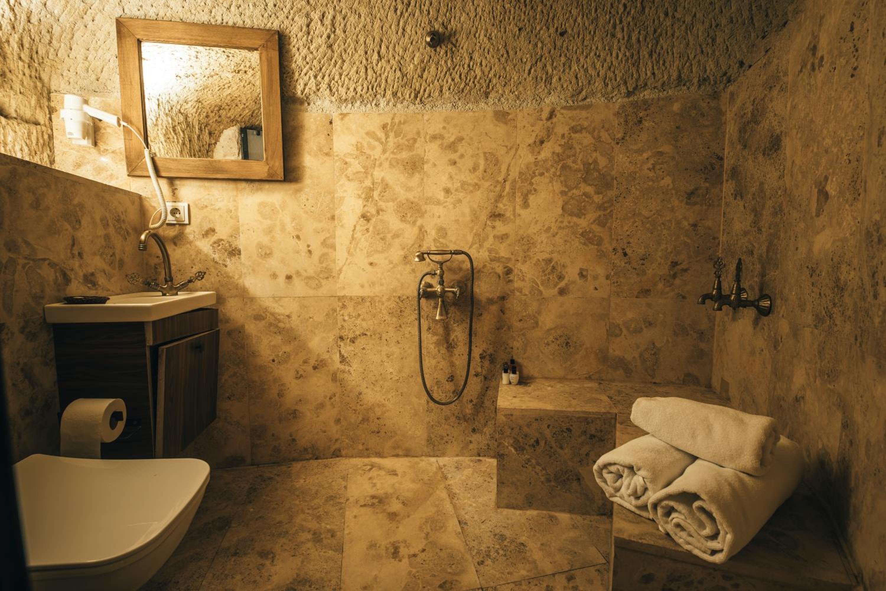 King Suite photo 2
