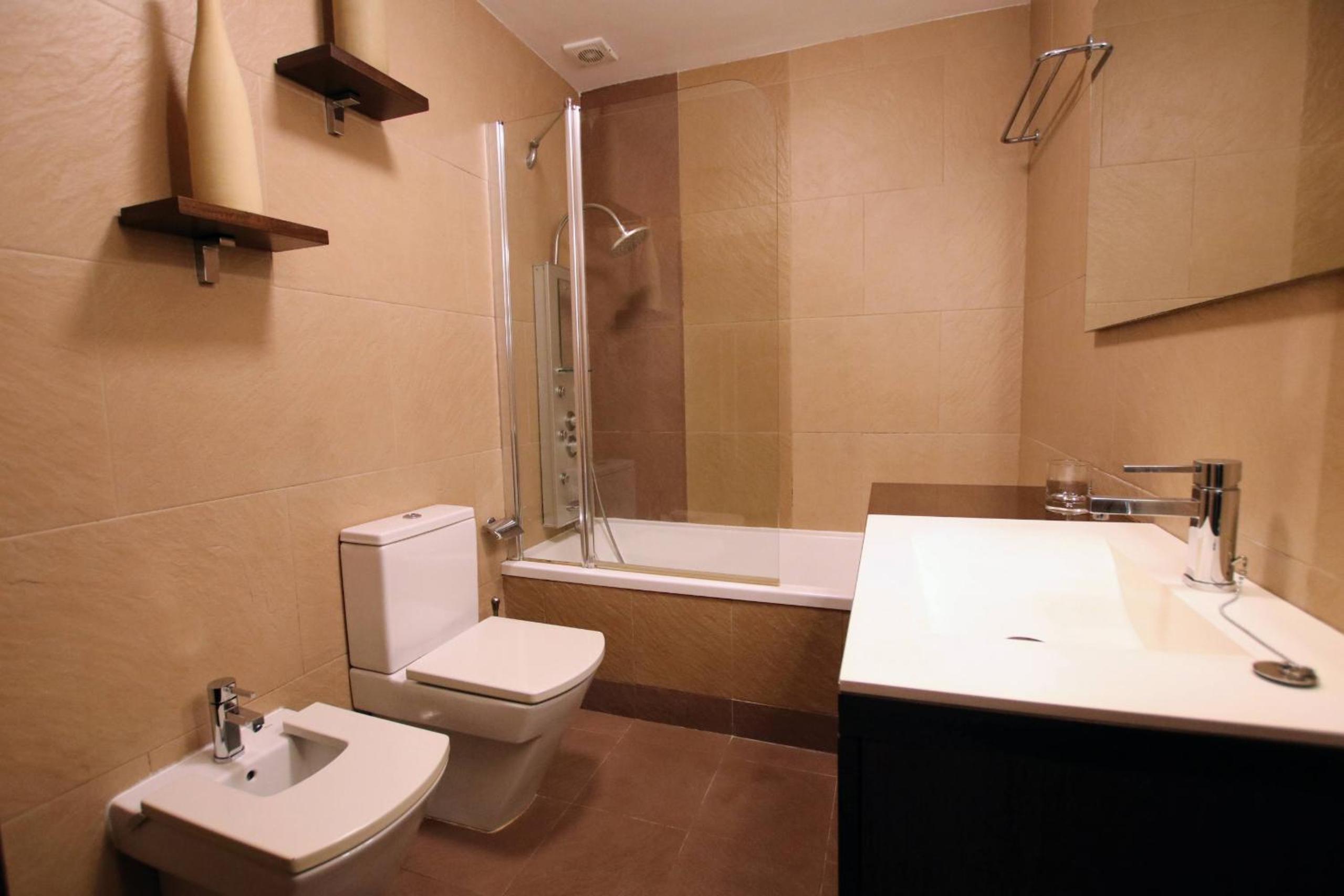 Three-Bedroom House photo 2