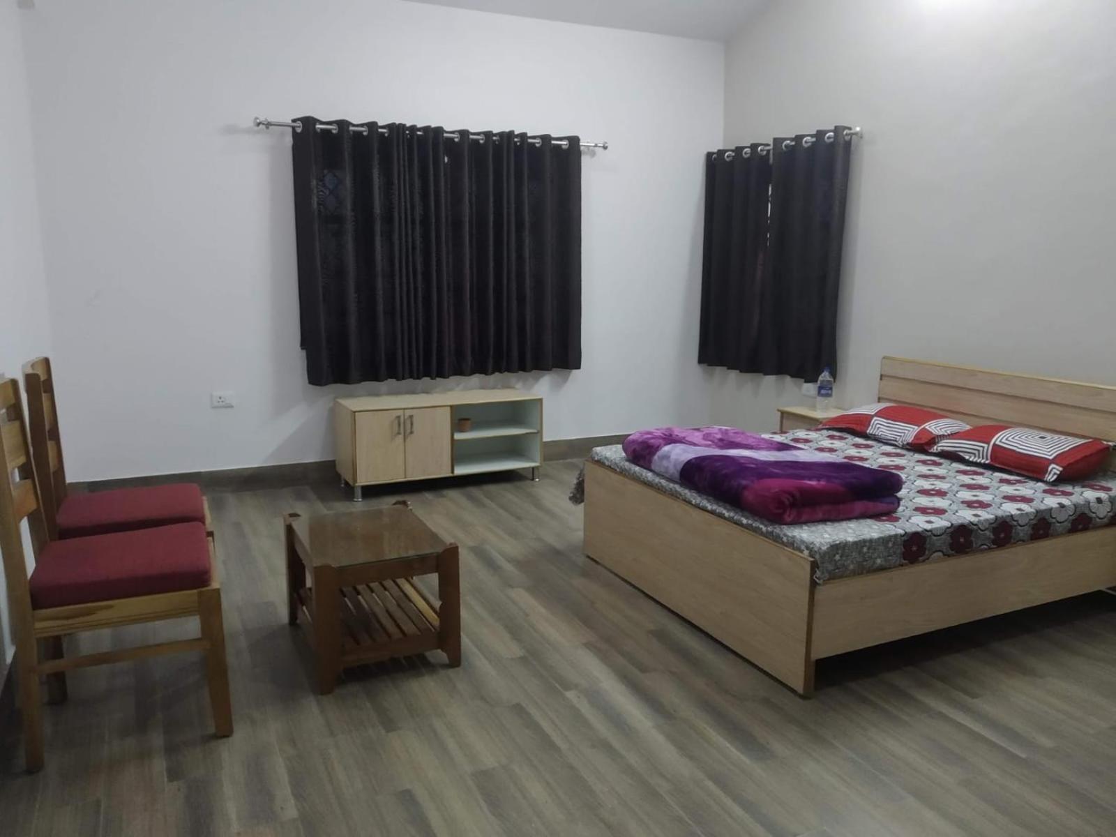 Double Room - Photo 1