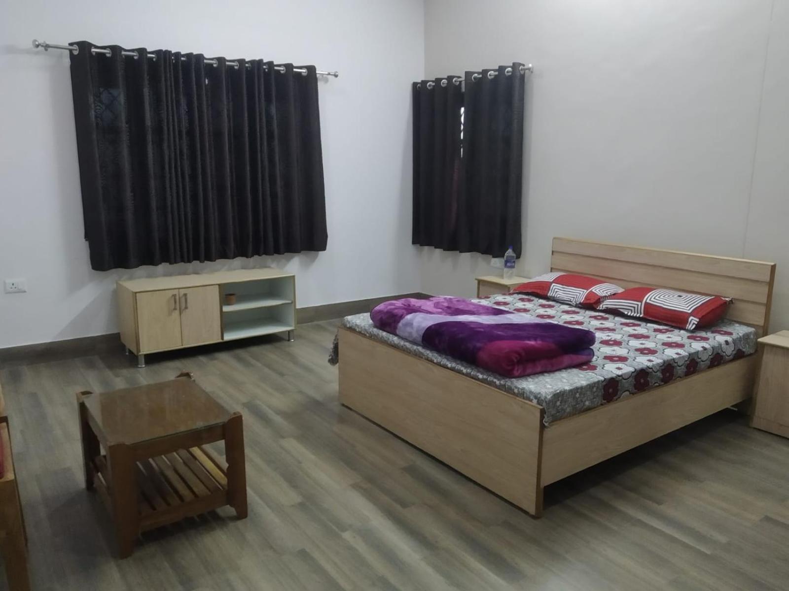 Double Room - Photo 10