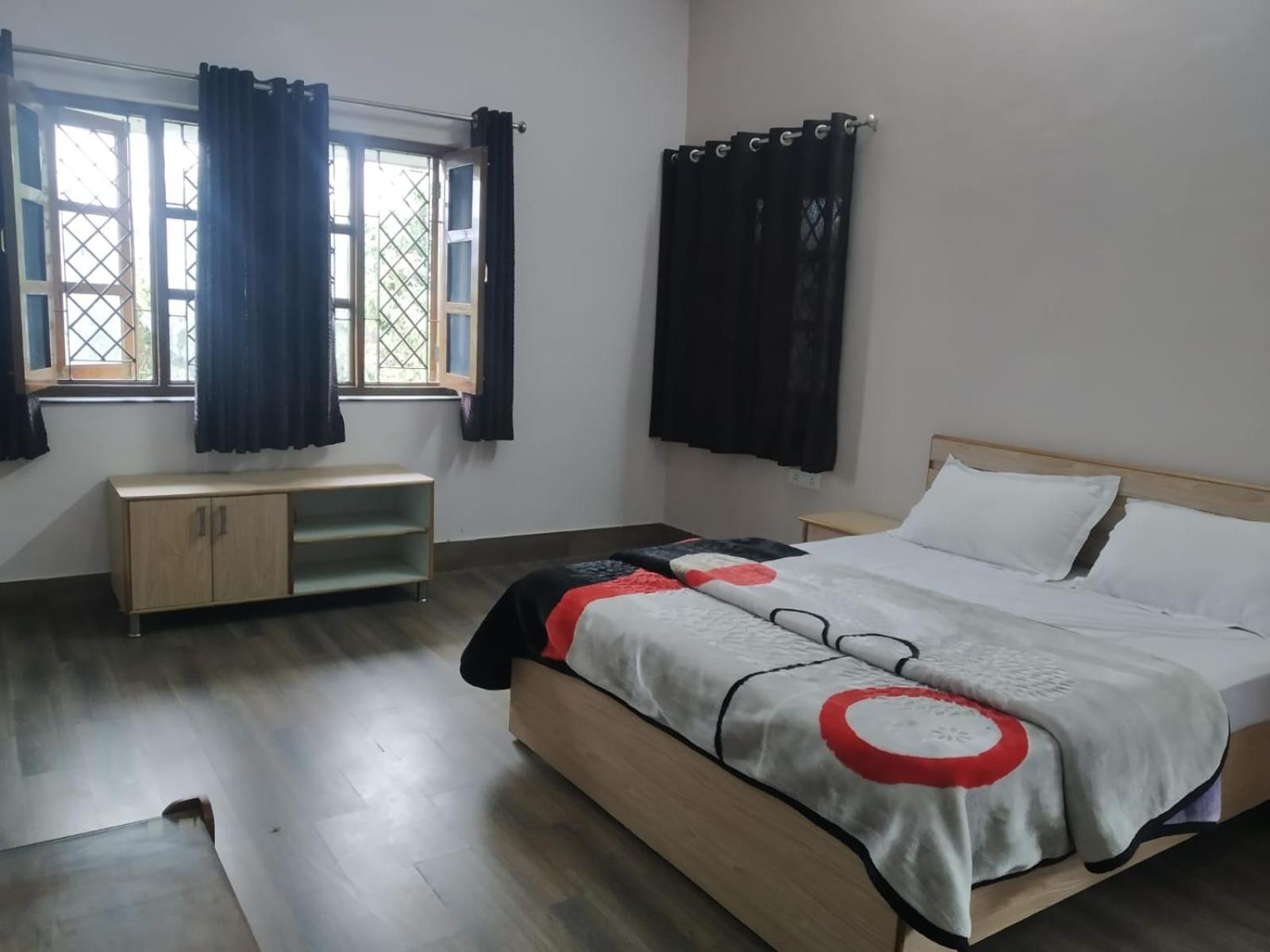 Double Room - Photo 7