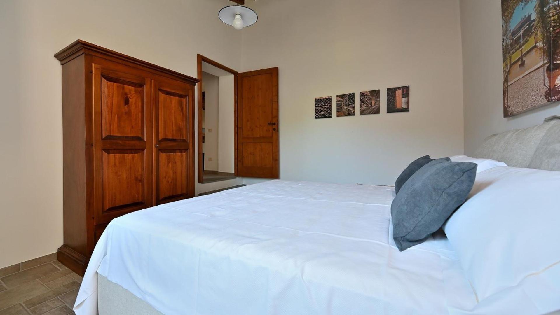 Four-Bedroom Villa photo 2