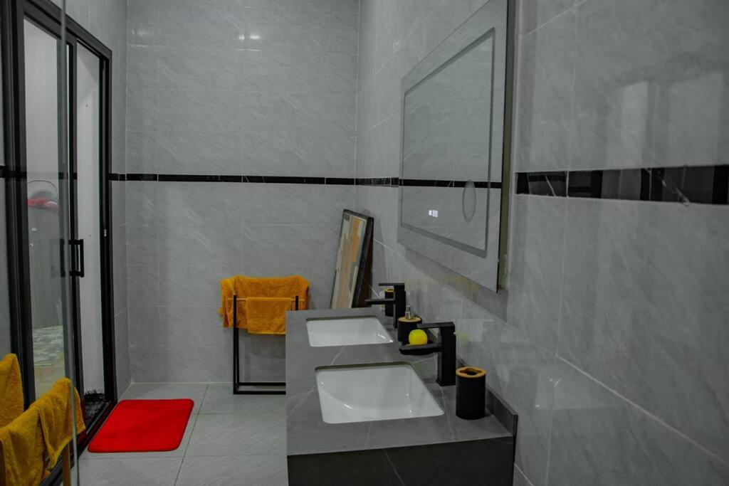 Two-Bedroom Apartment photo 3