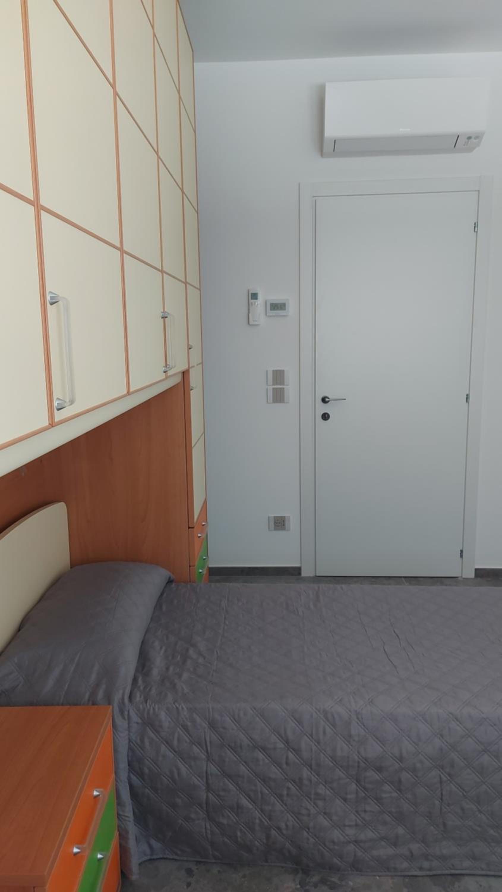 Three-Bedroom Apartment photo 2