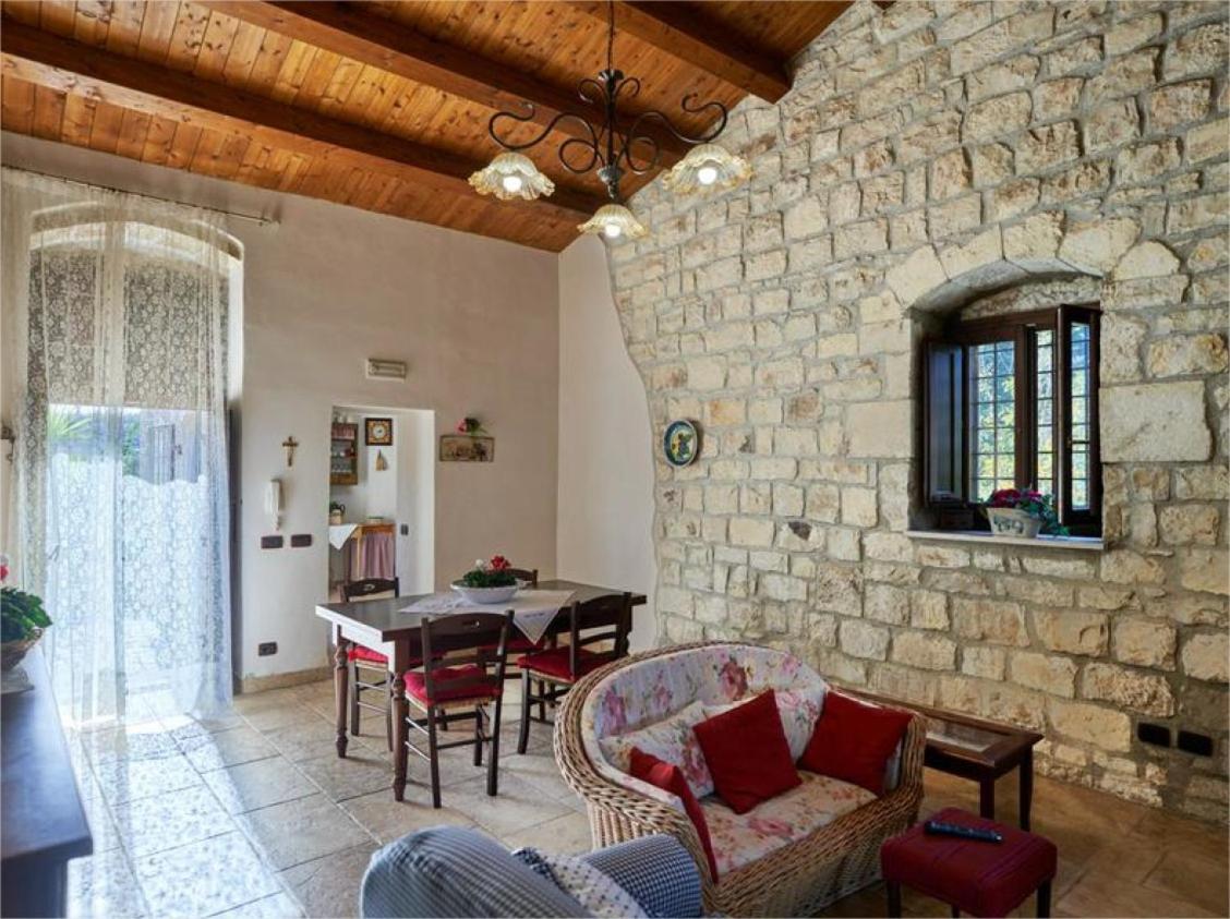 Three-Bedroom Vacation Home  photo 1