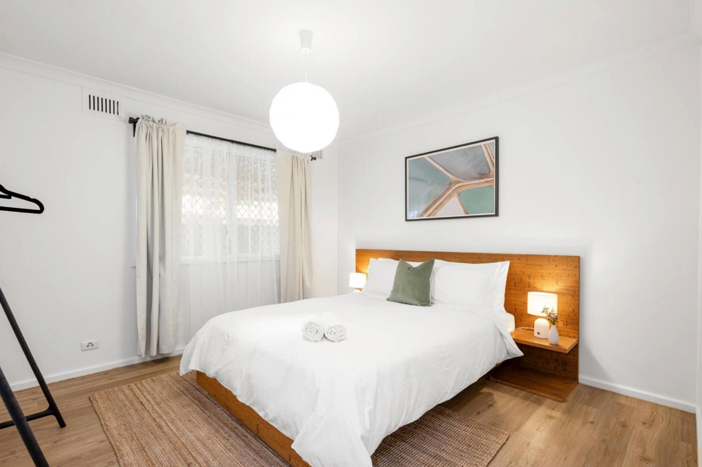 Three-Bedroom House photo 1