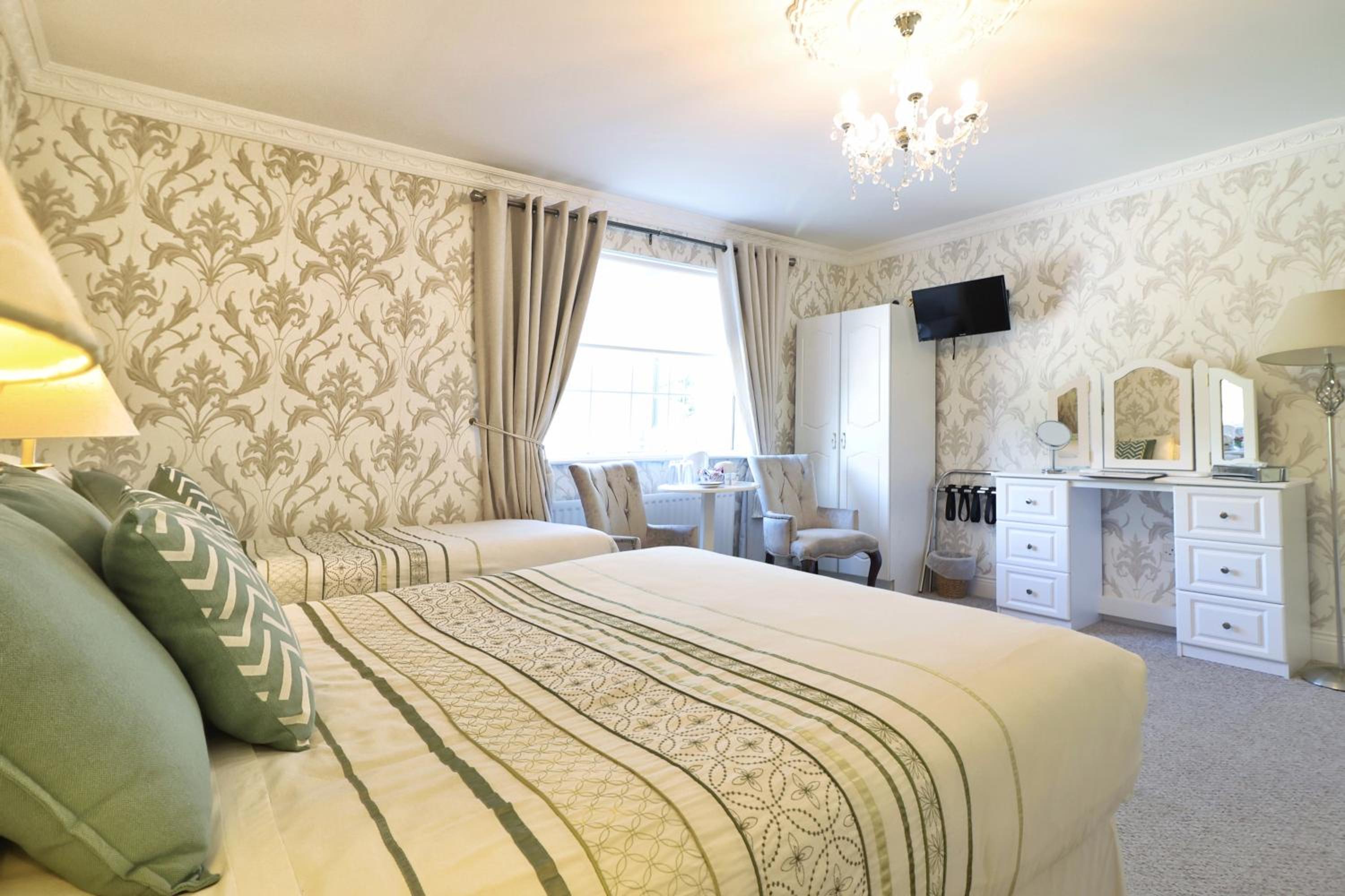 Triple Room - Photo 1