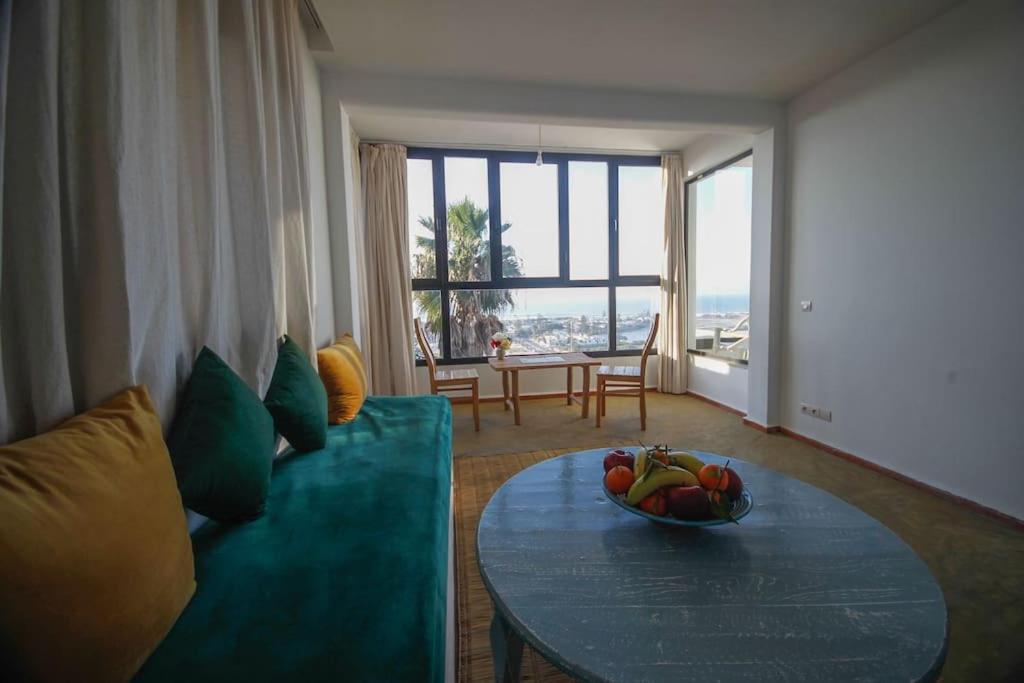 Three-Bedroom Apartment photo 2