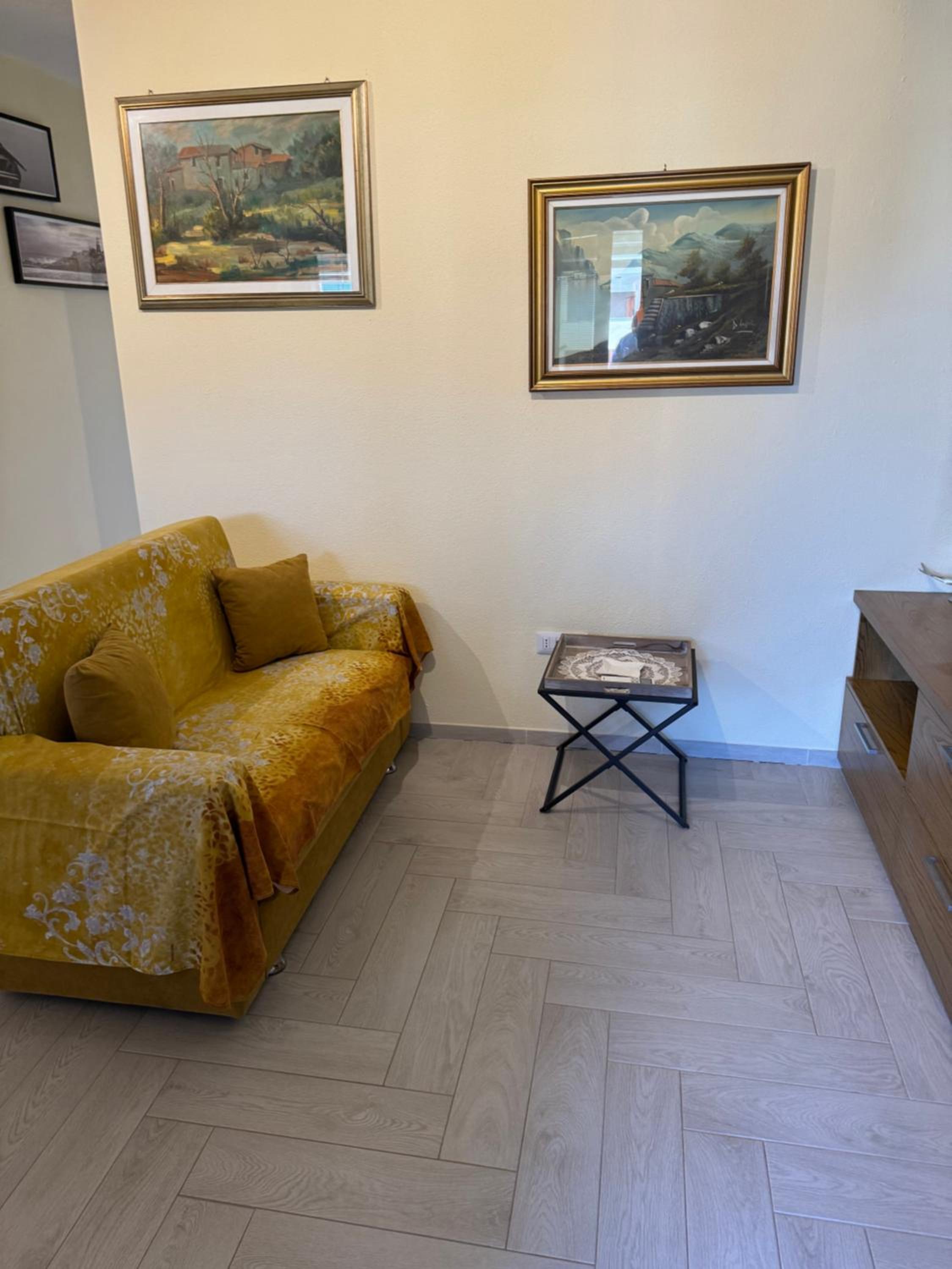 One-Bedroom Apartment photo 3