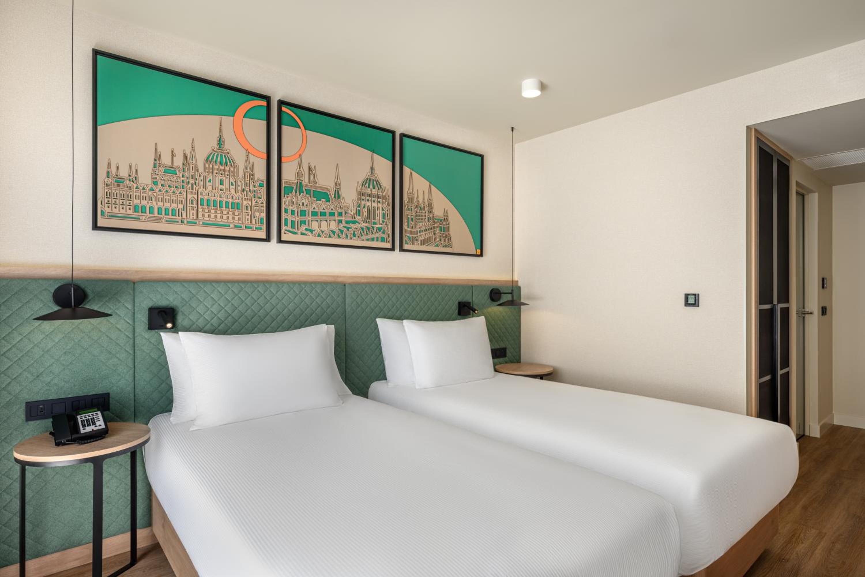 Twin Room - Photo 5
