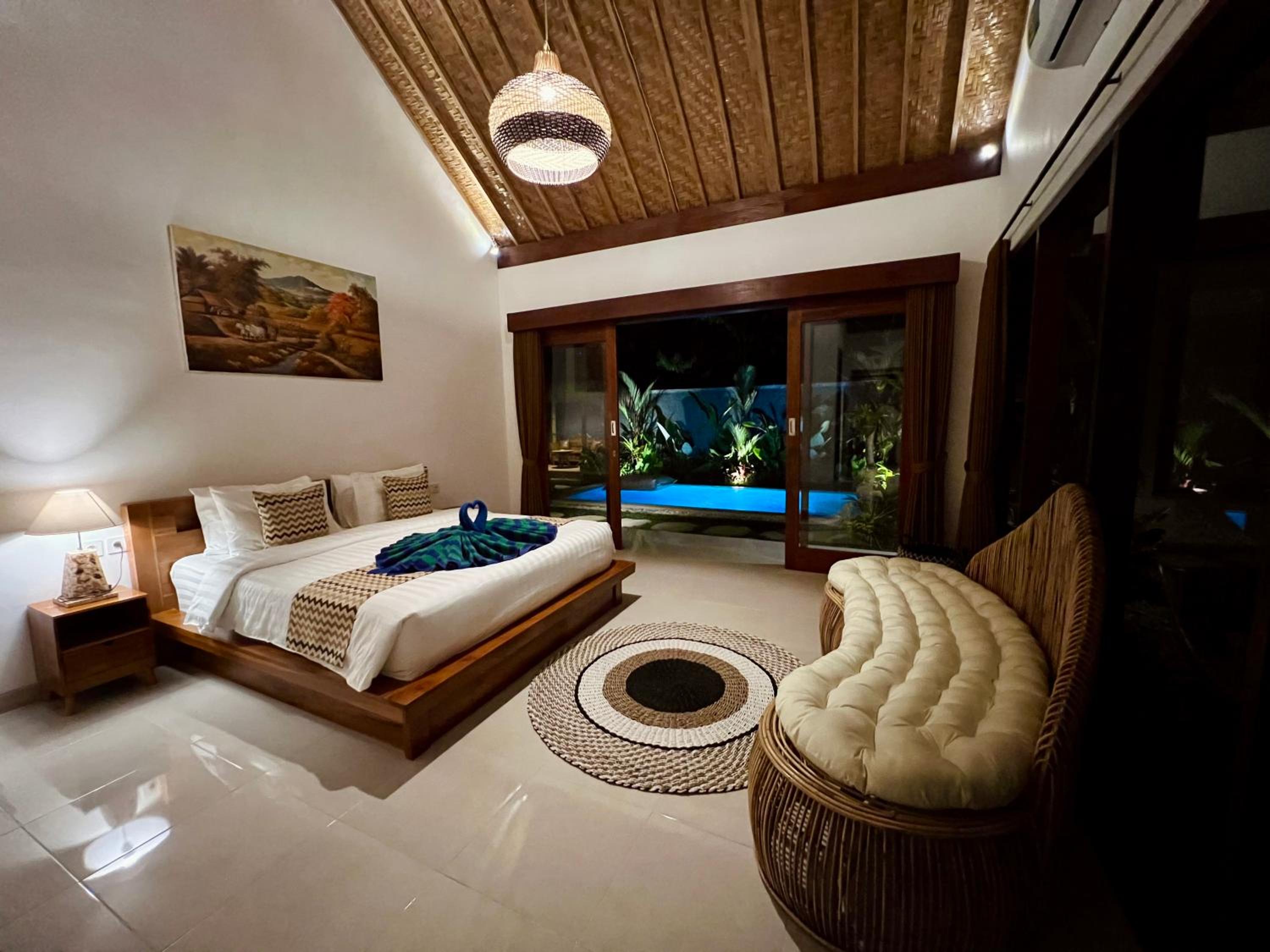 Two-Bedroom Villa - Photo 9