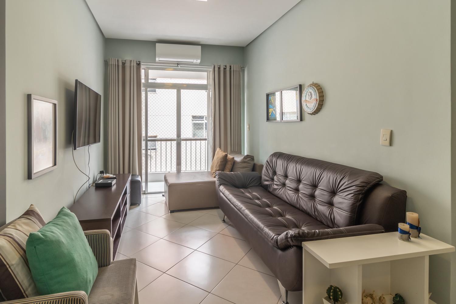 Apartment - Photo 1