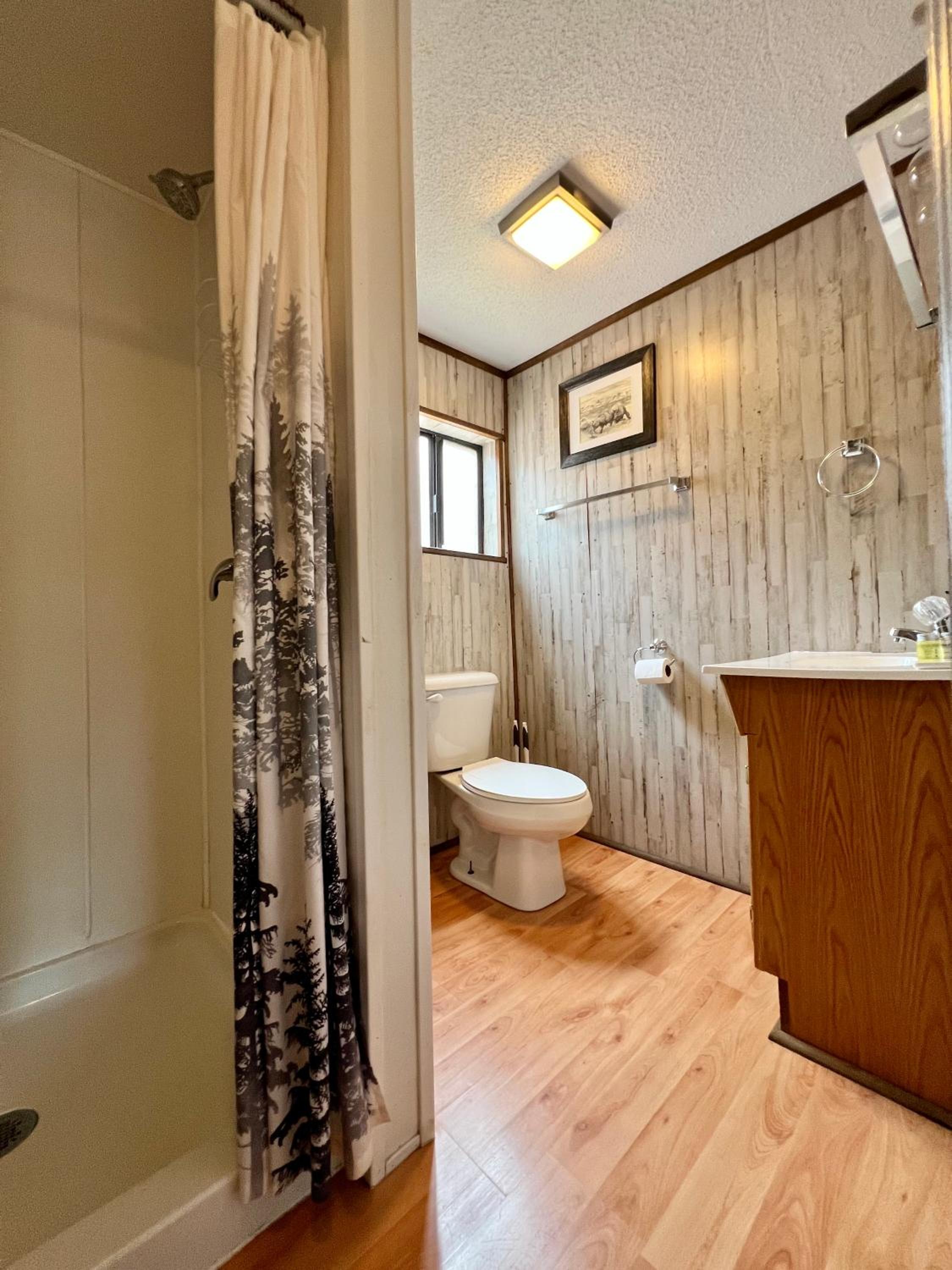 One-Bedroom Bungalow photo 2