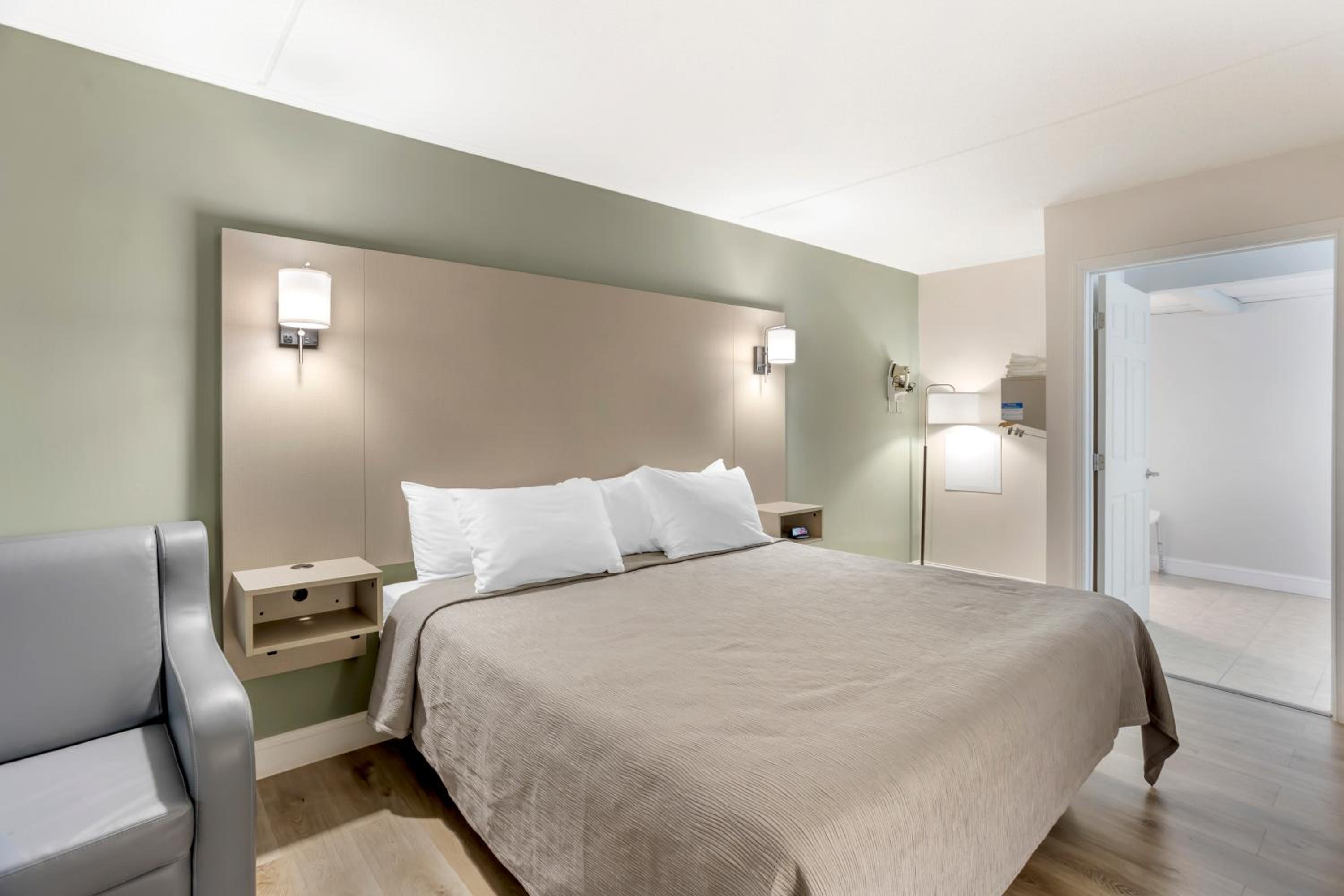 King Room - Disability Access/Non Smoking  photo 1