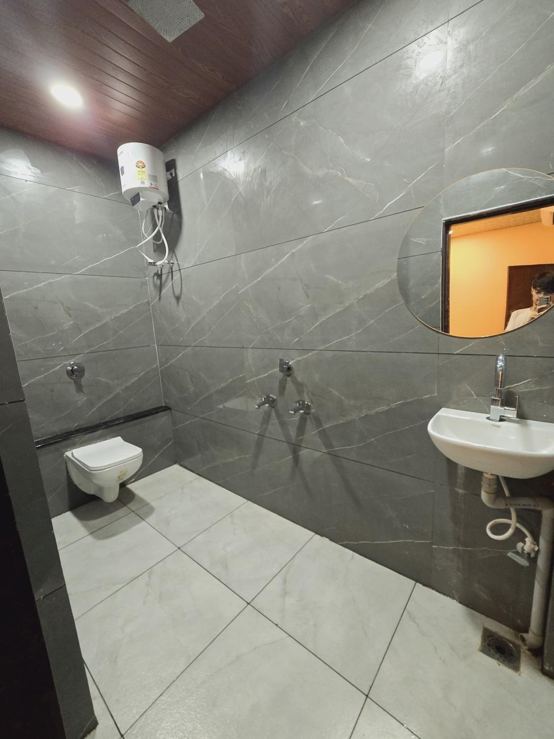 Deluxe Triple Room - Photo 6