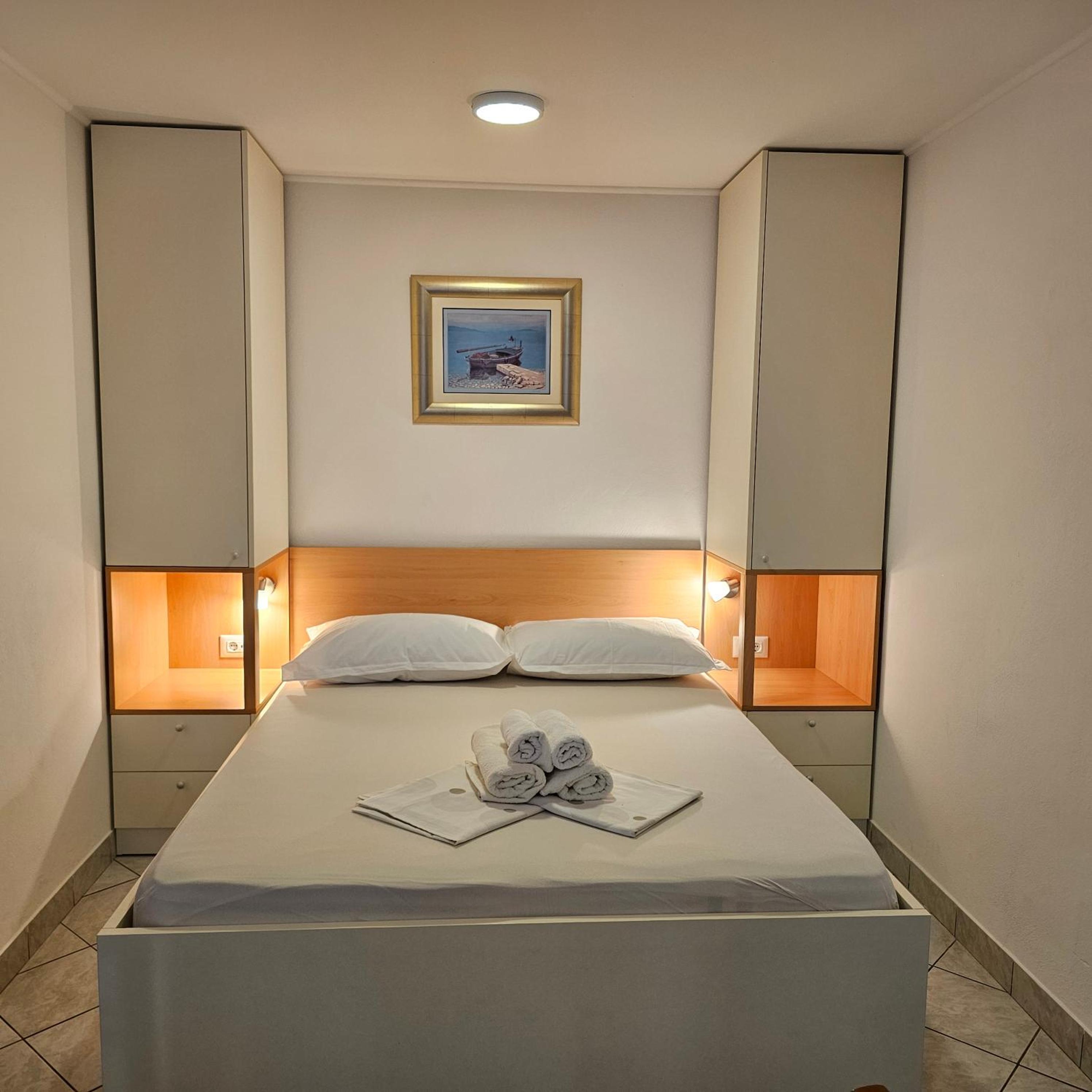 Studio Apartment with Sea View
