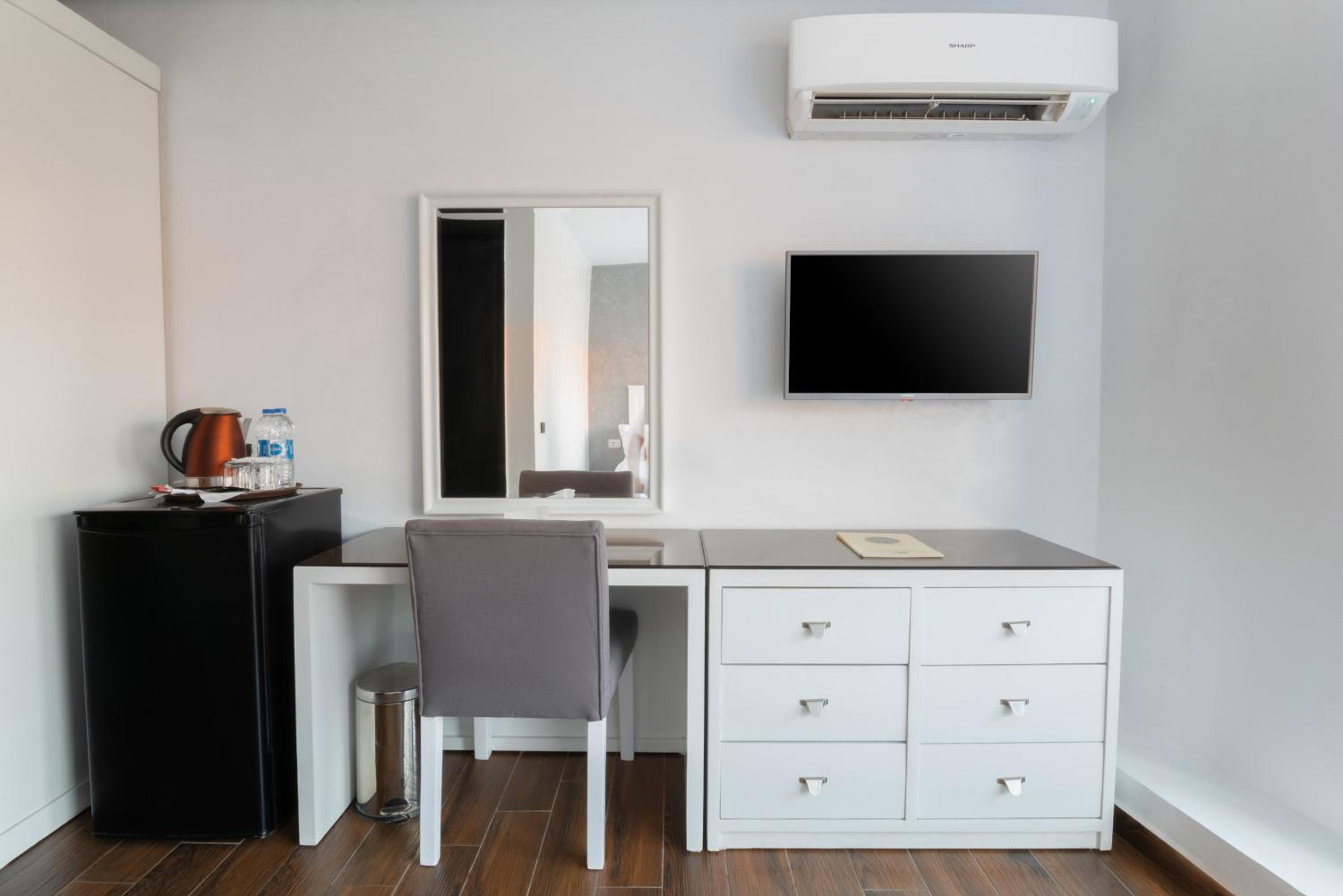 Superior Room with Garden View