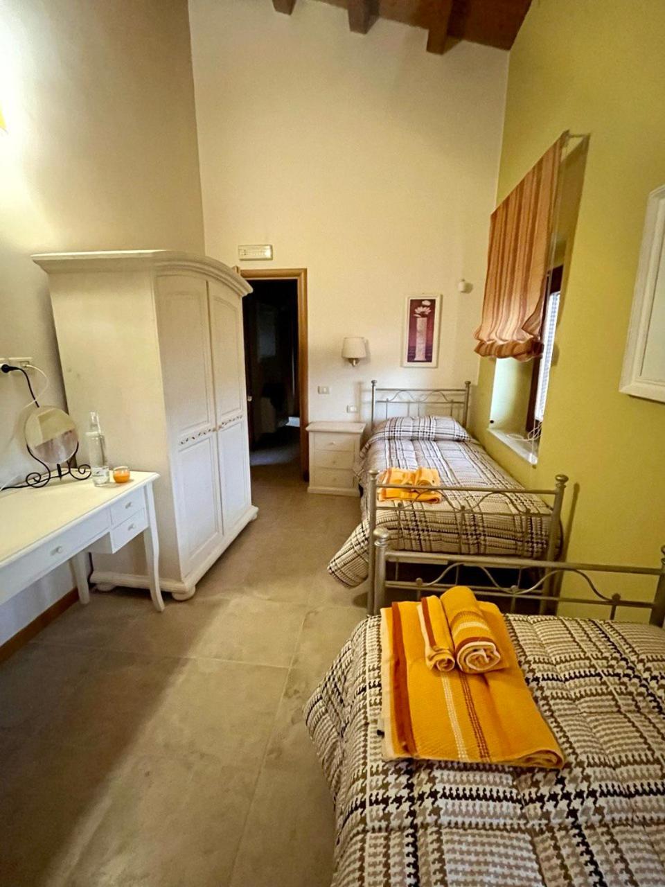 Twin Room photo 1
