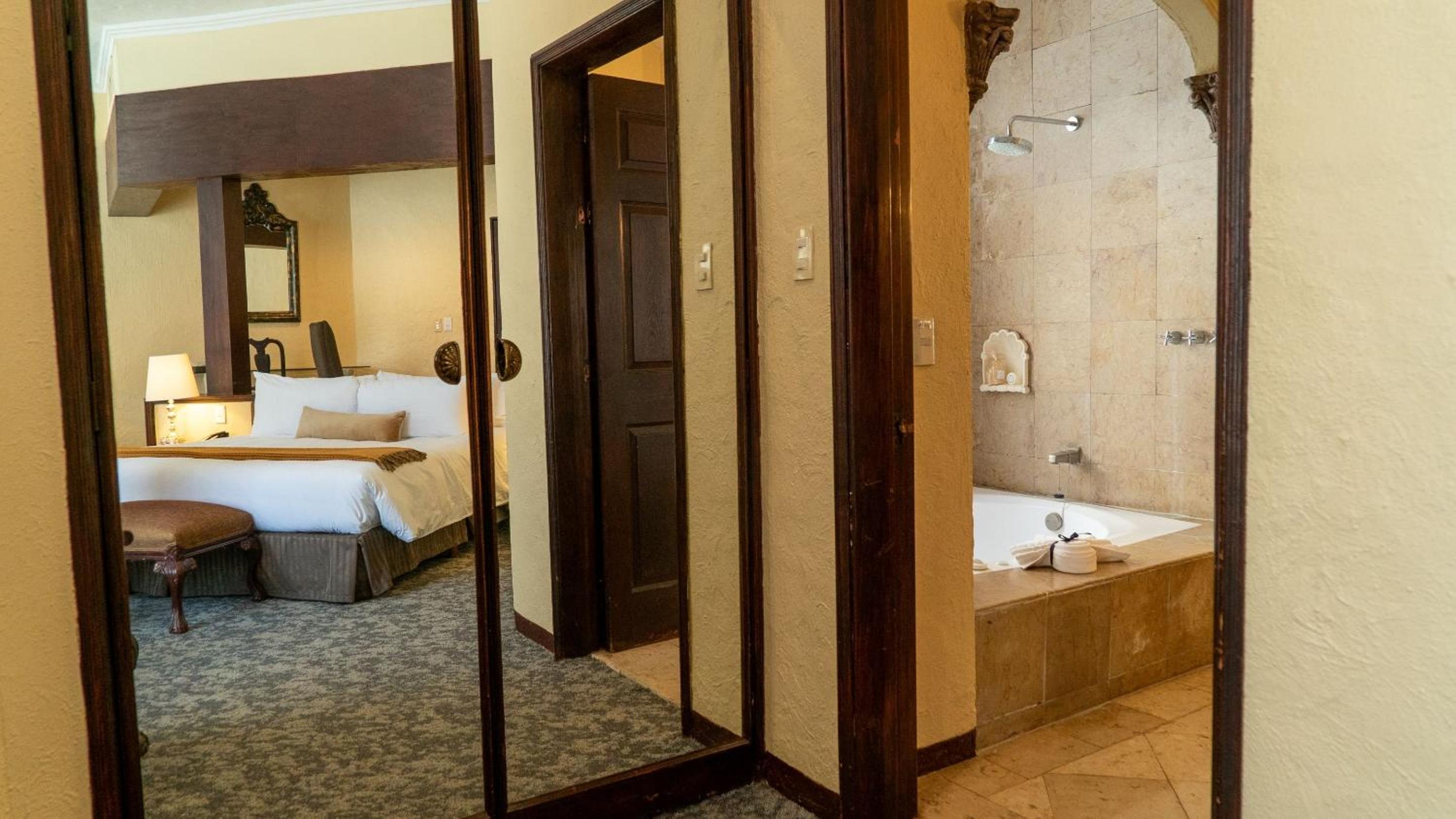 Governor Suite King - Photo 8