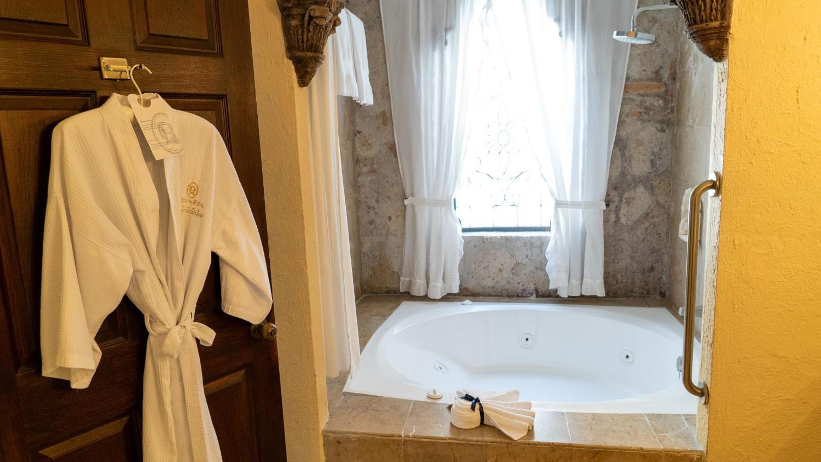 Governor Suite King - Photo 7