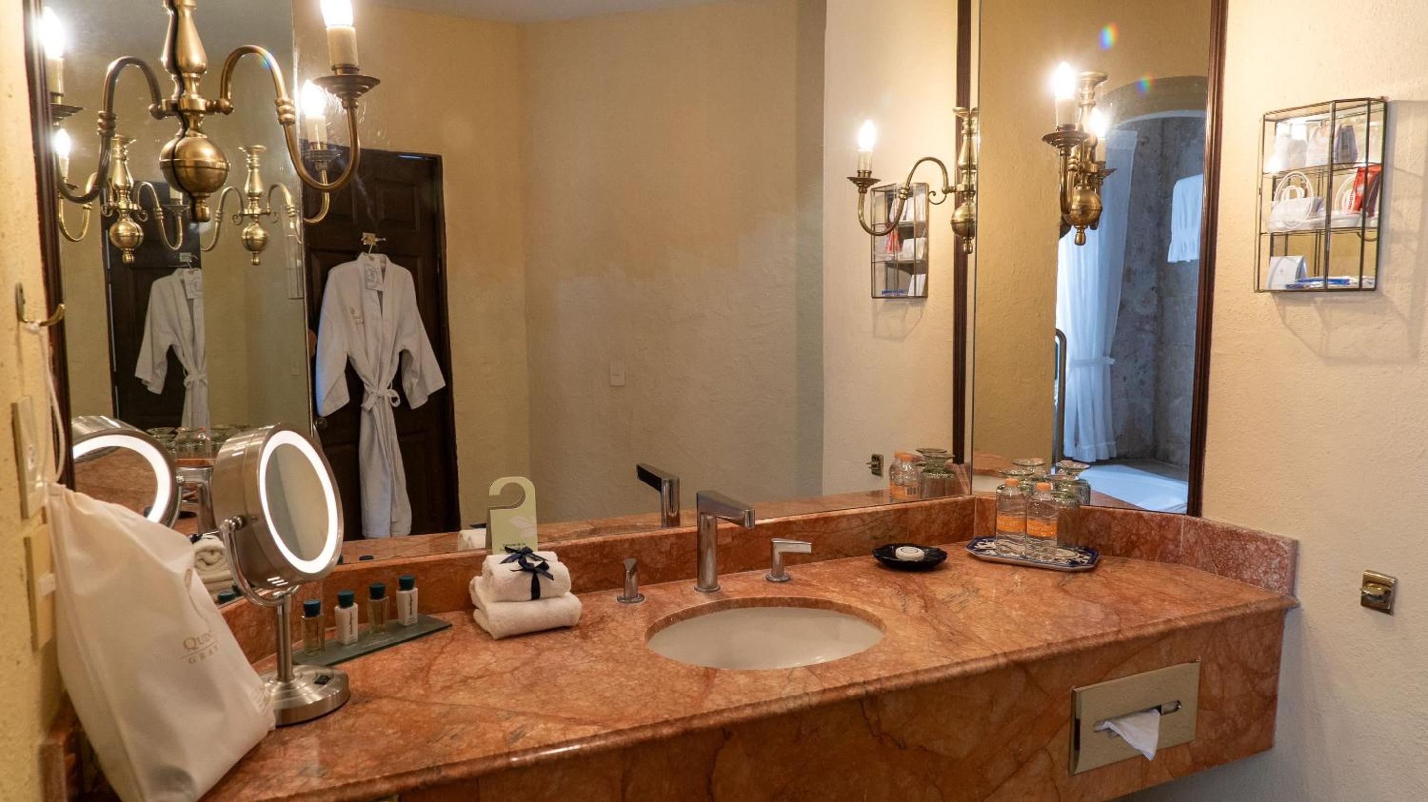 Governor Suite King - Photo 3