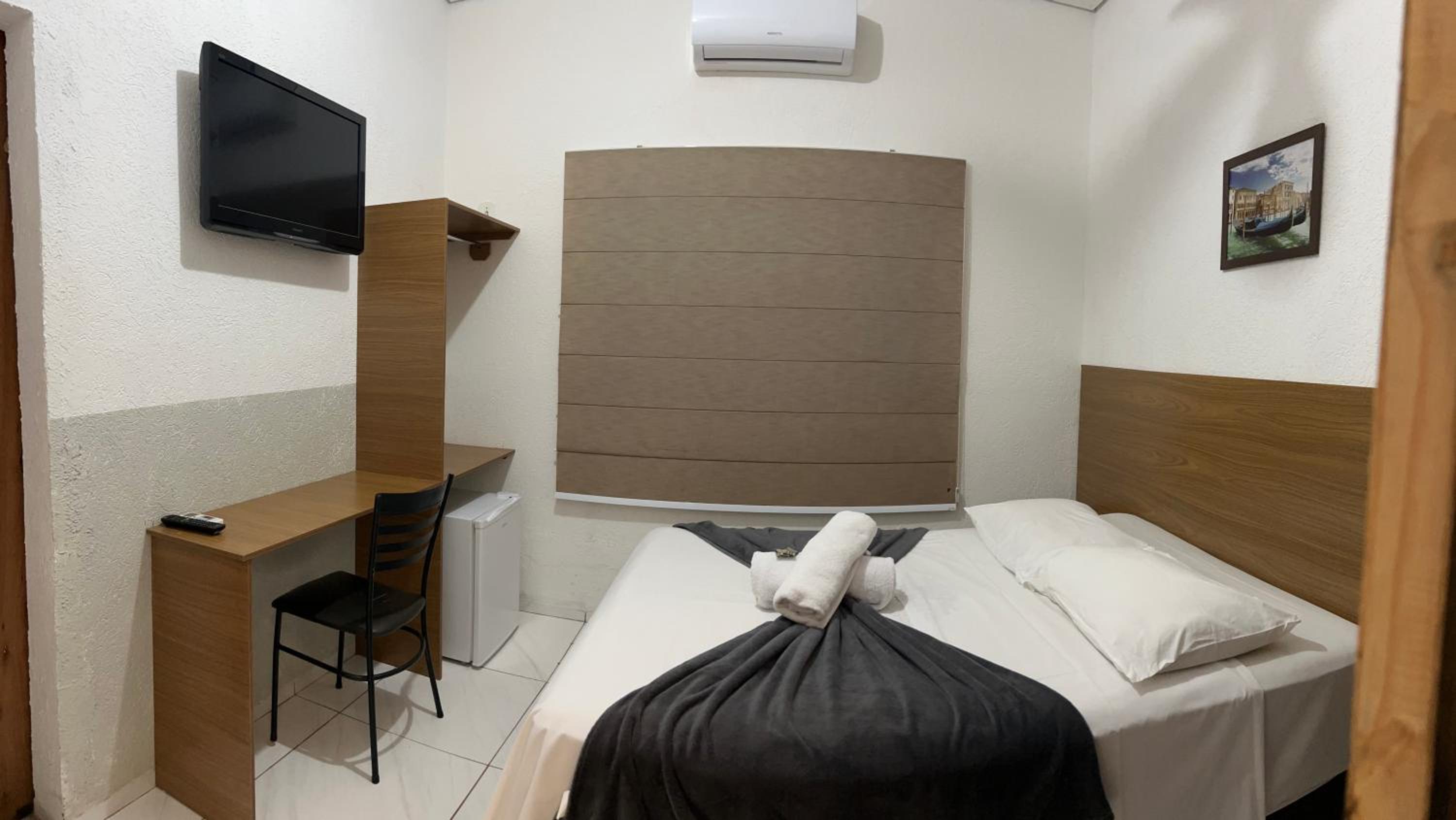 Standard Double Room photo 2