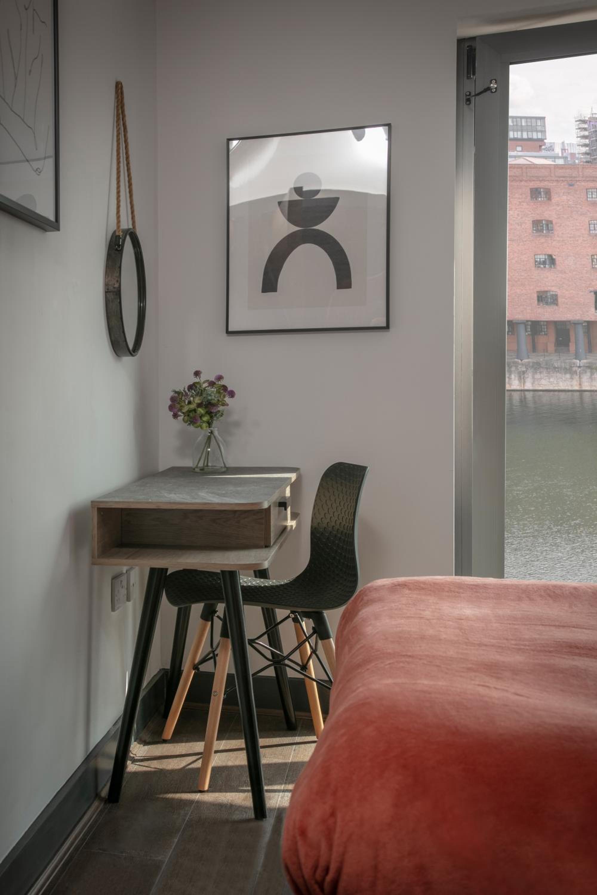 Two-Bedroom Apartment with One Double Bed, Two Single Beds and One Sofa Bed - Walk-In Shower/Non Smoking - Photo 5