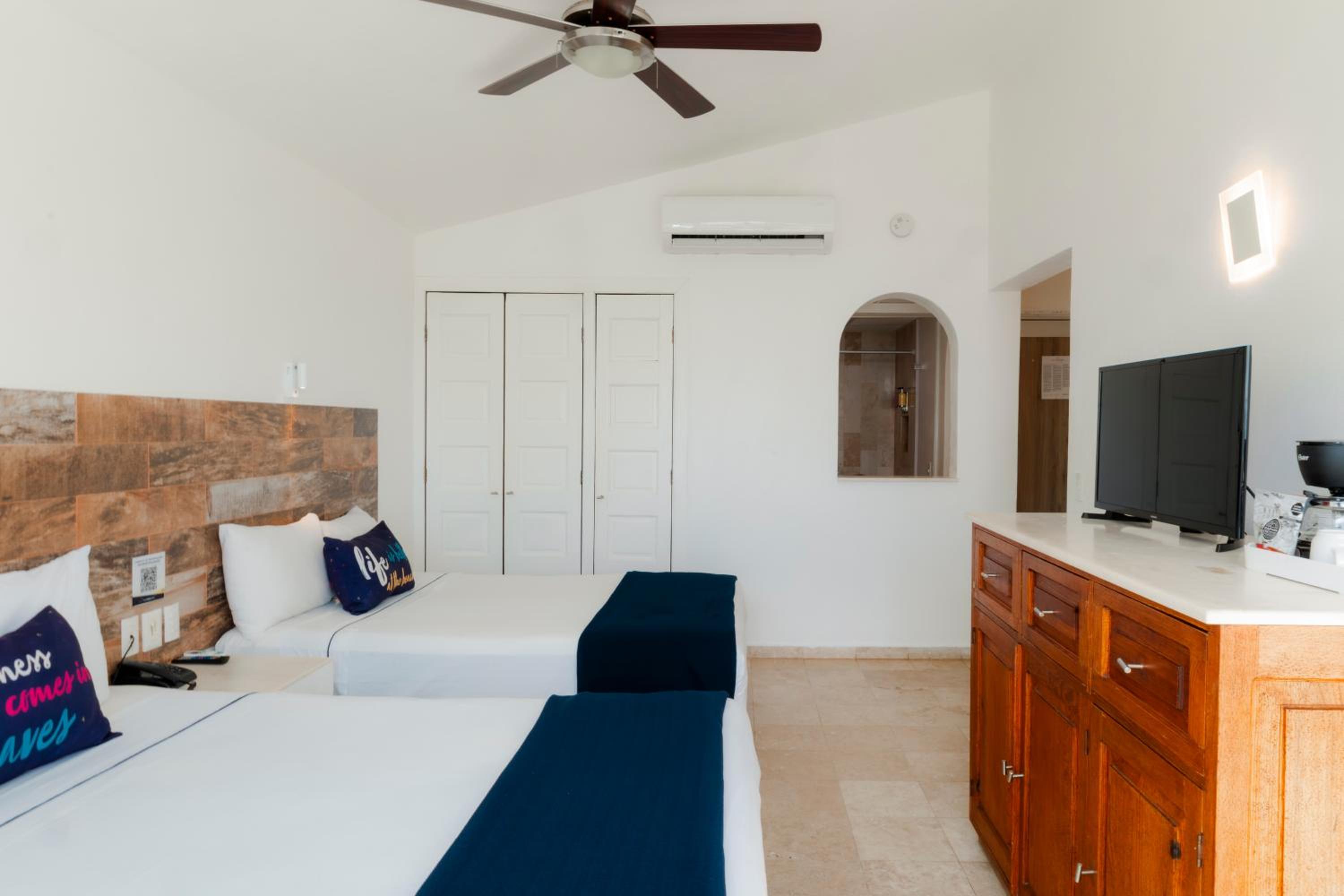 Superior Room with Sea View
