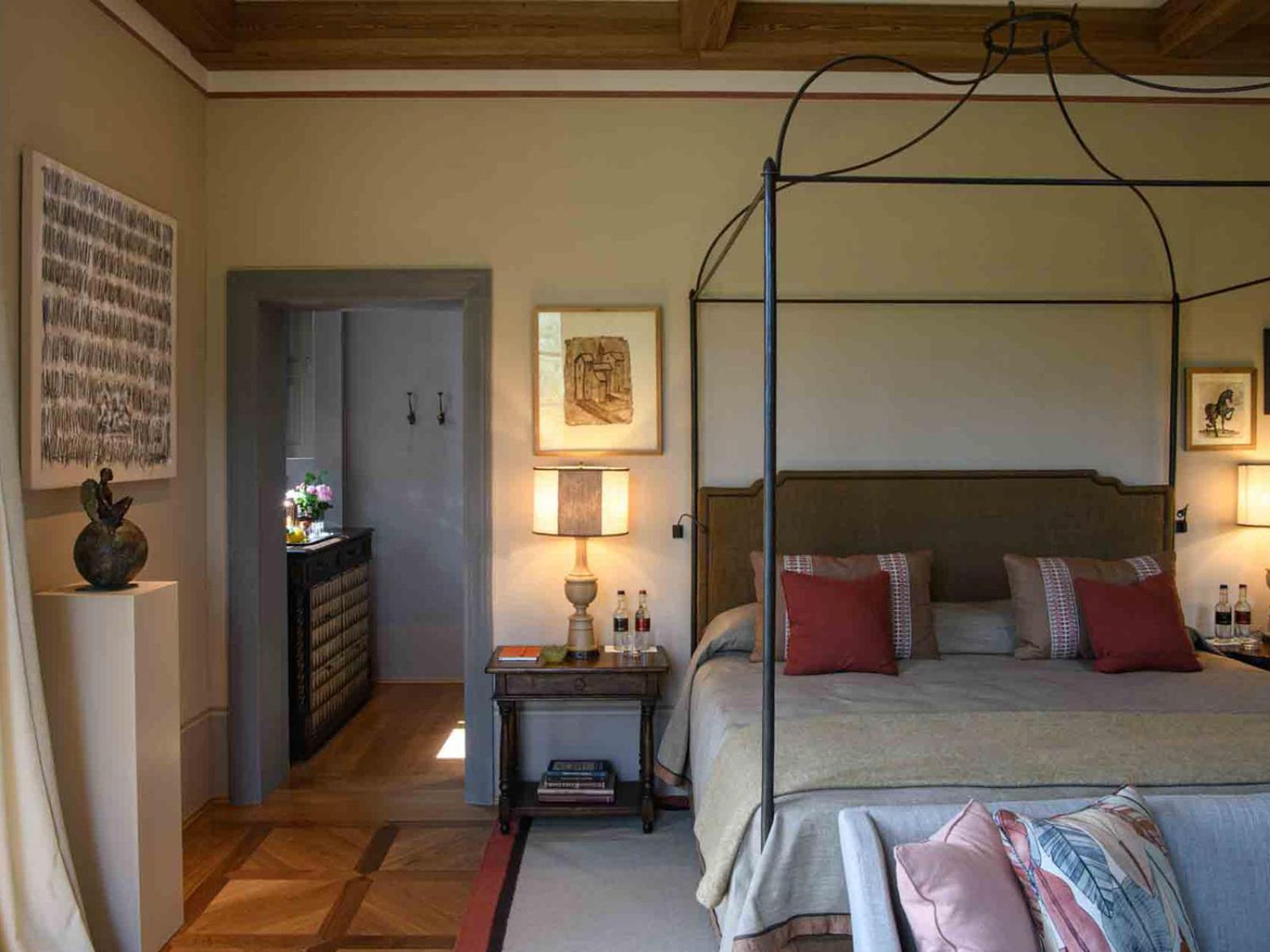 King Room with Balcony