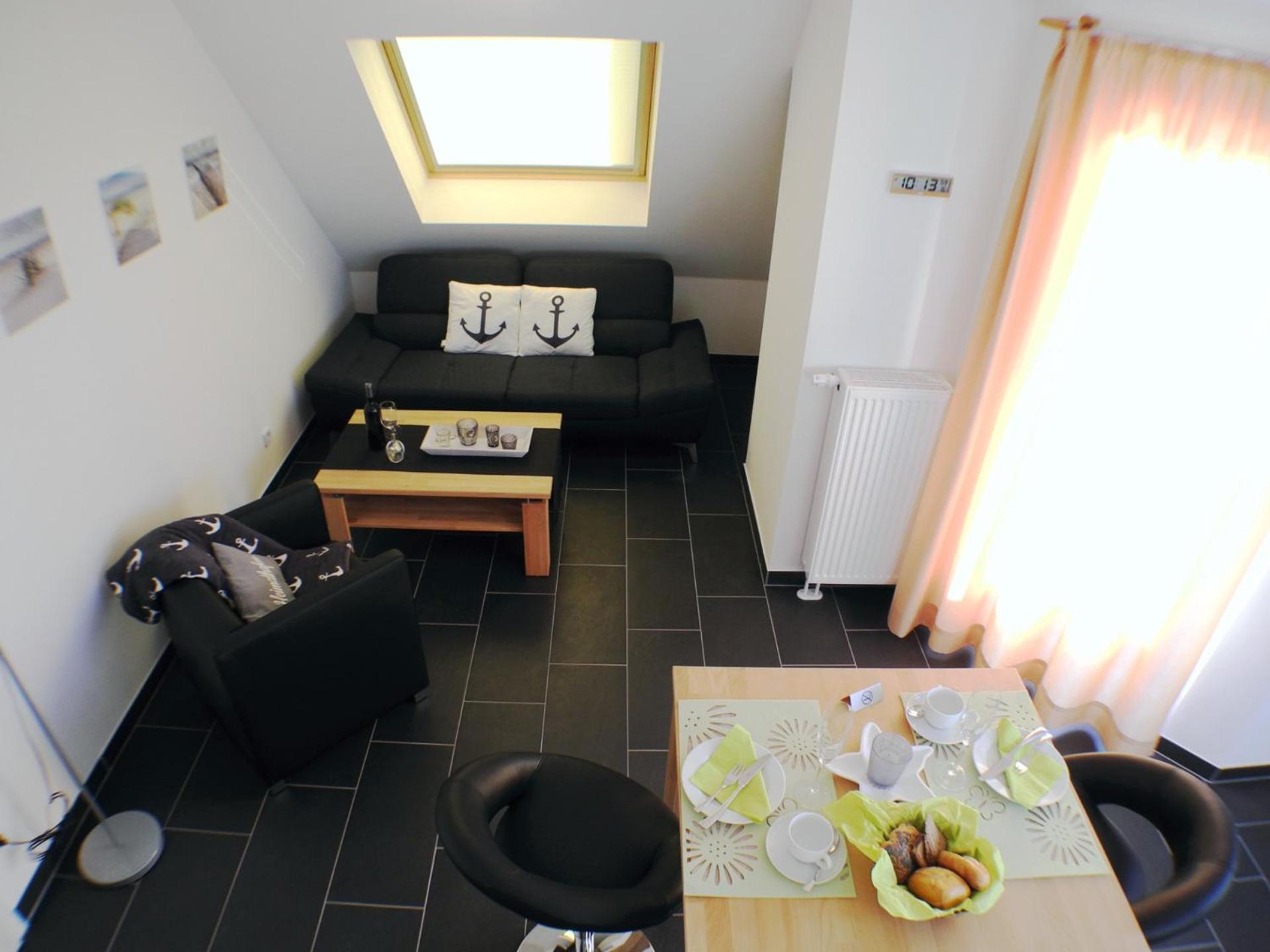 Apartment photo 1