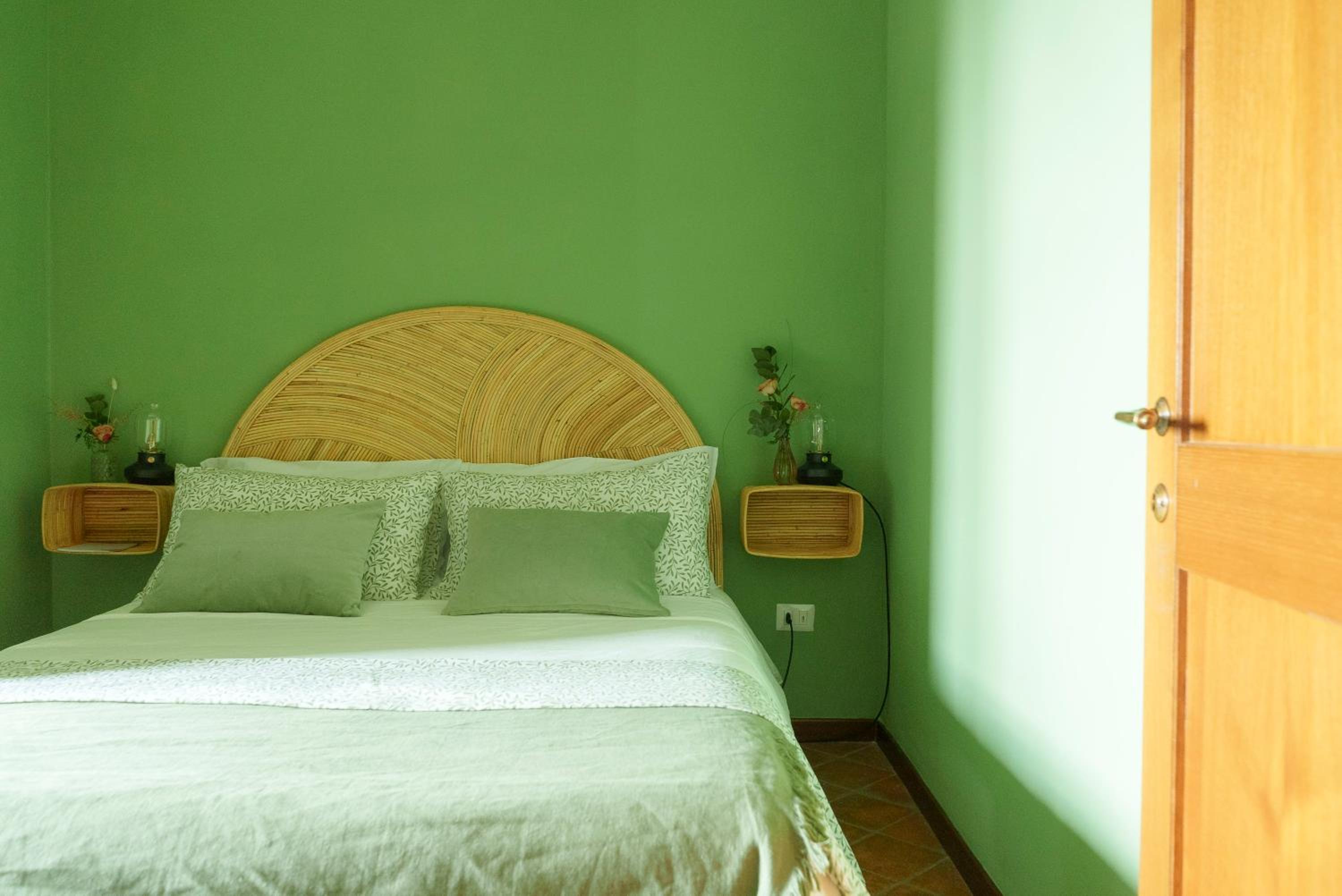 Triple Room with Private Bathroom - Photo 3