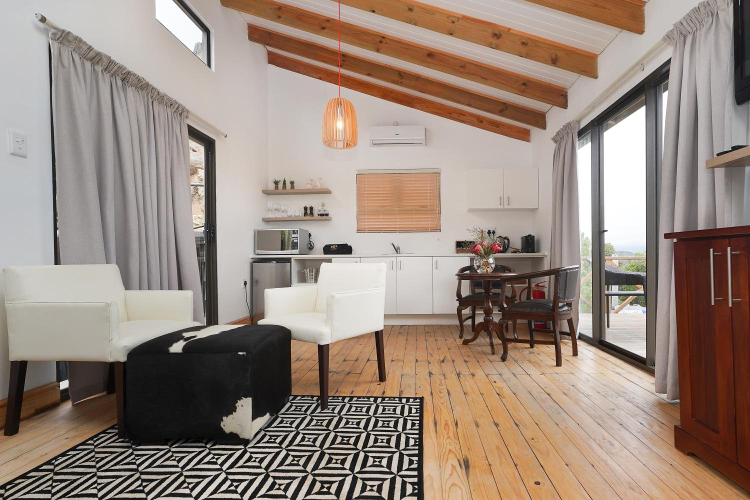 One-Bedroom Chalet photo 2