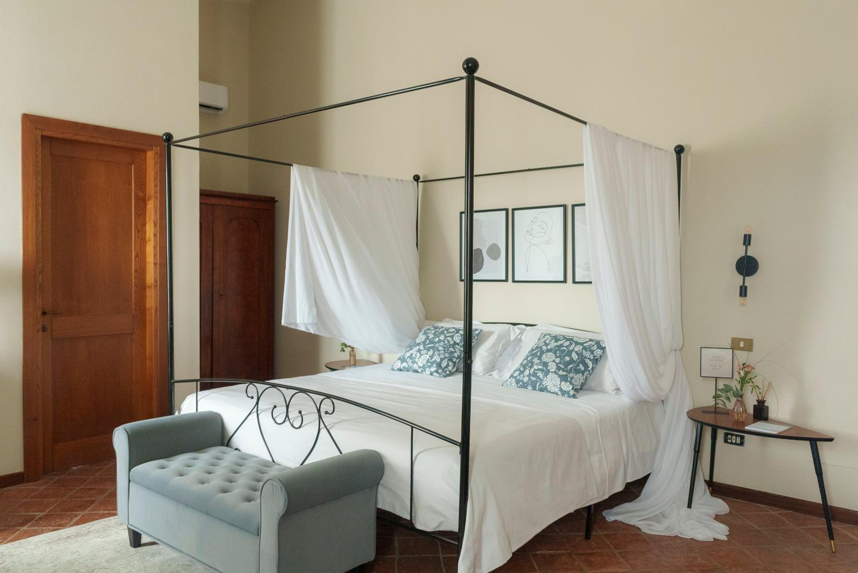 Quadruple Room with Private Bathroom