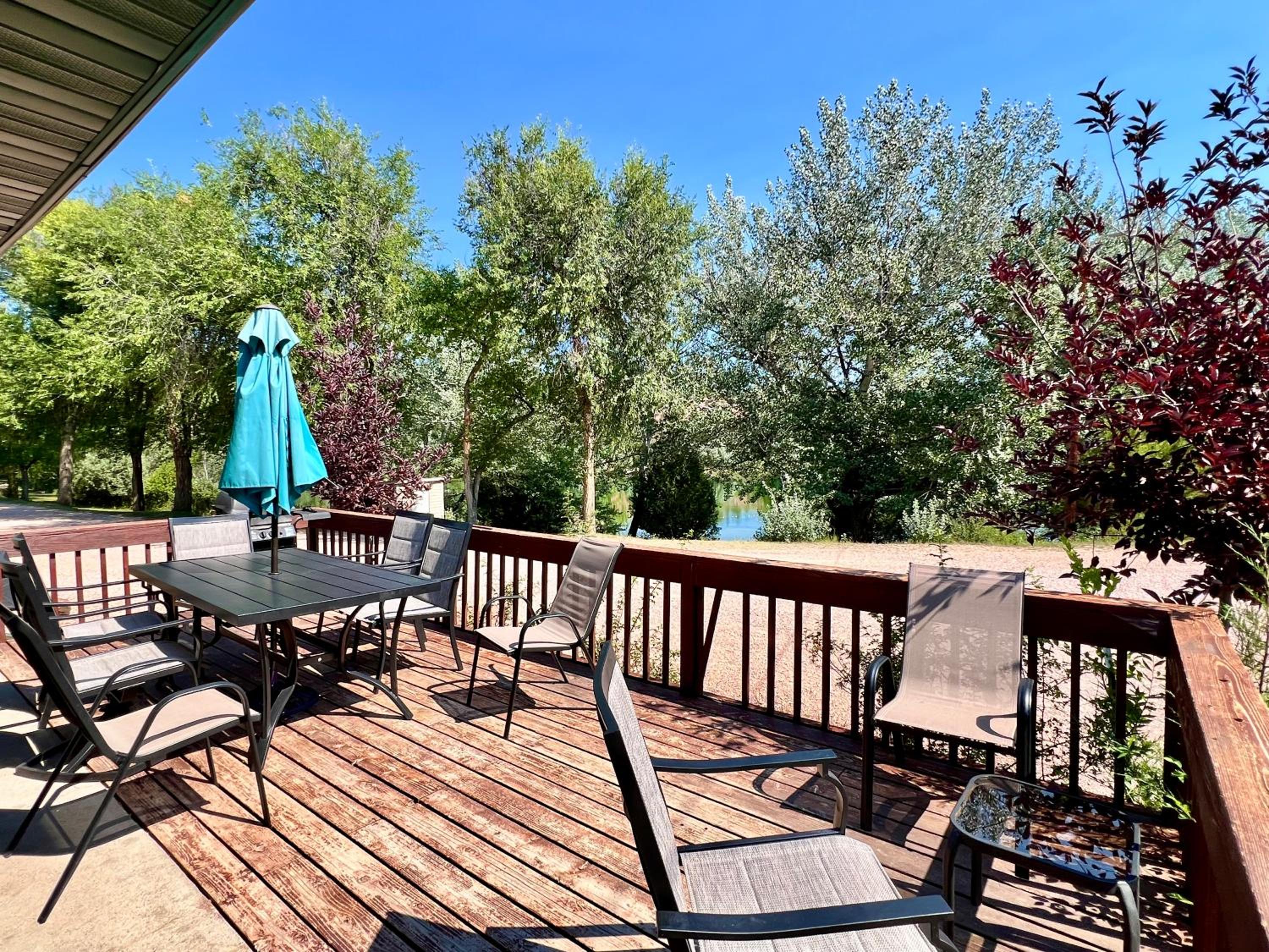 Bungalow with Patio photo 2
