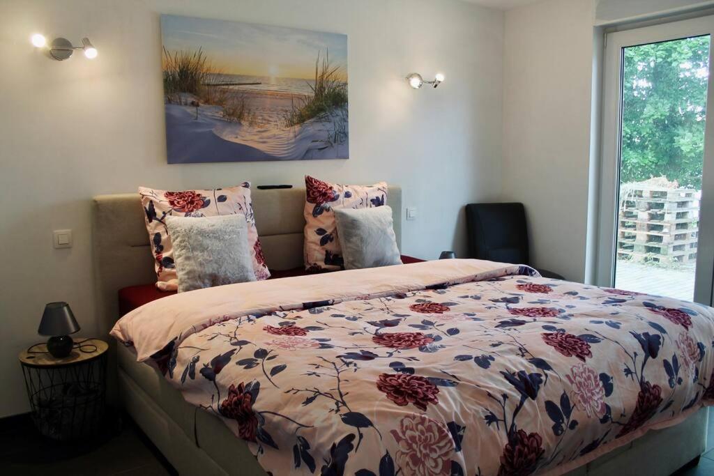 Four-Bedroom House photo 1
