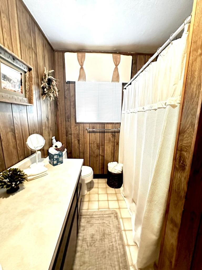 Two-Bedroom House photo 3