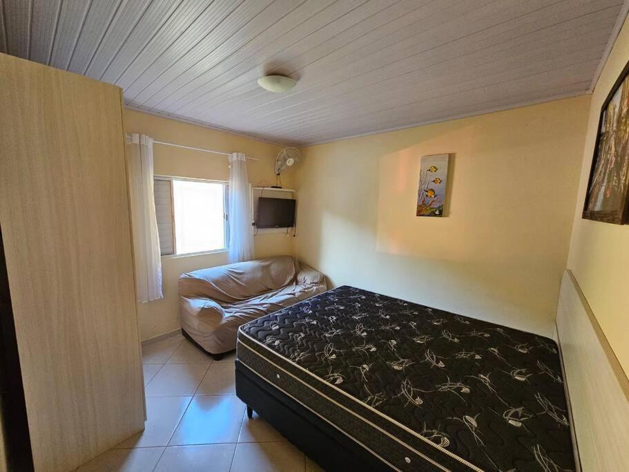 Four-Bedroom House photo 3
