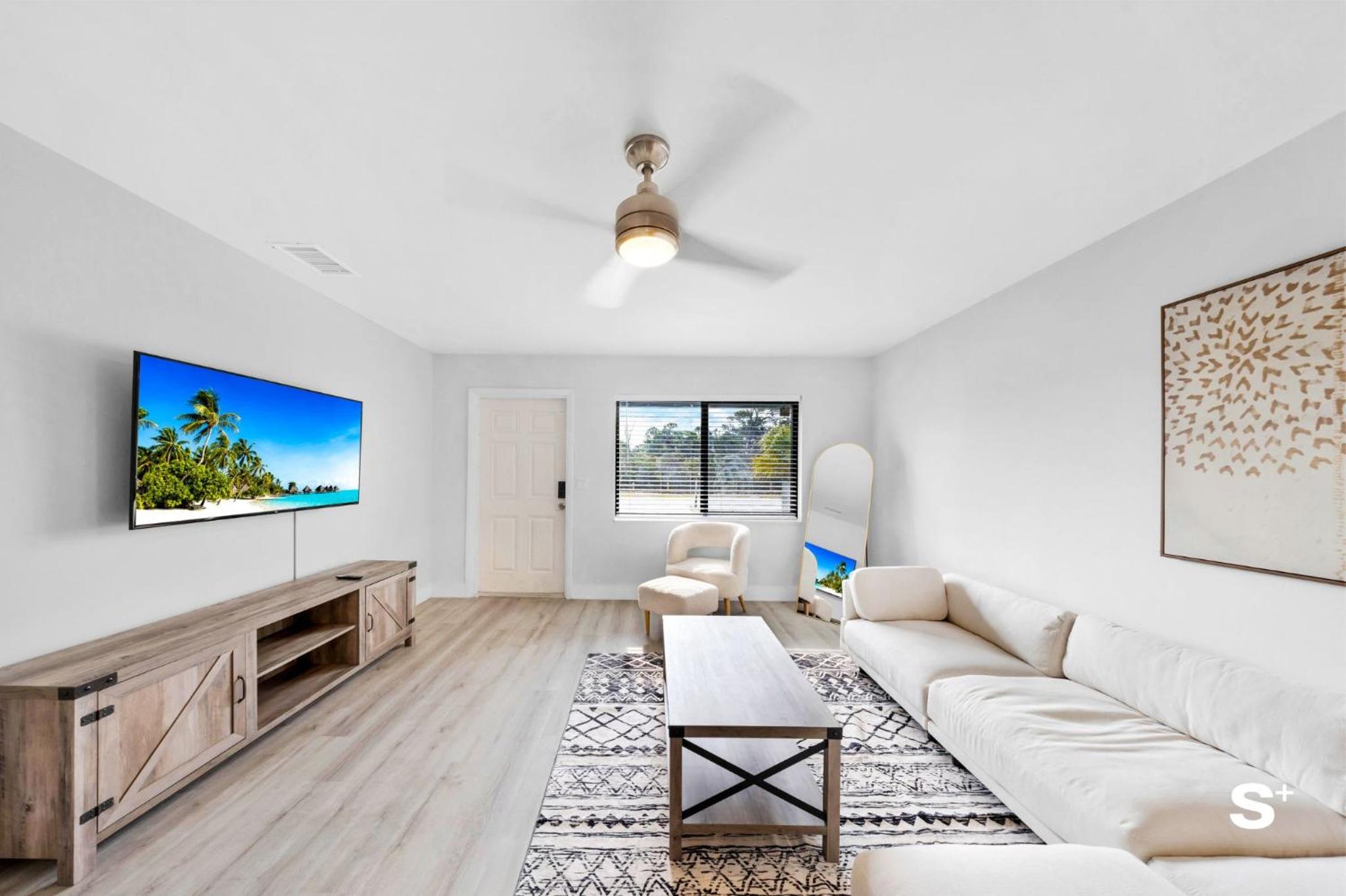 Apartment photo 1