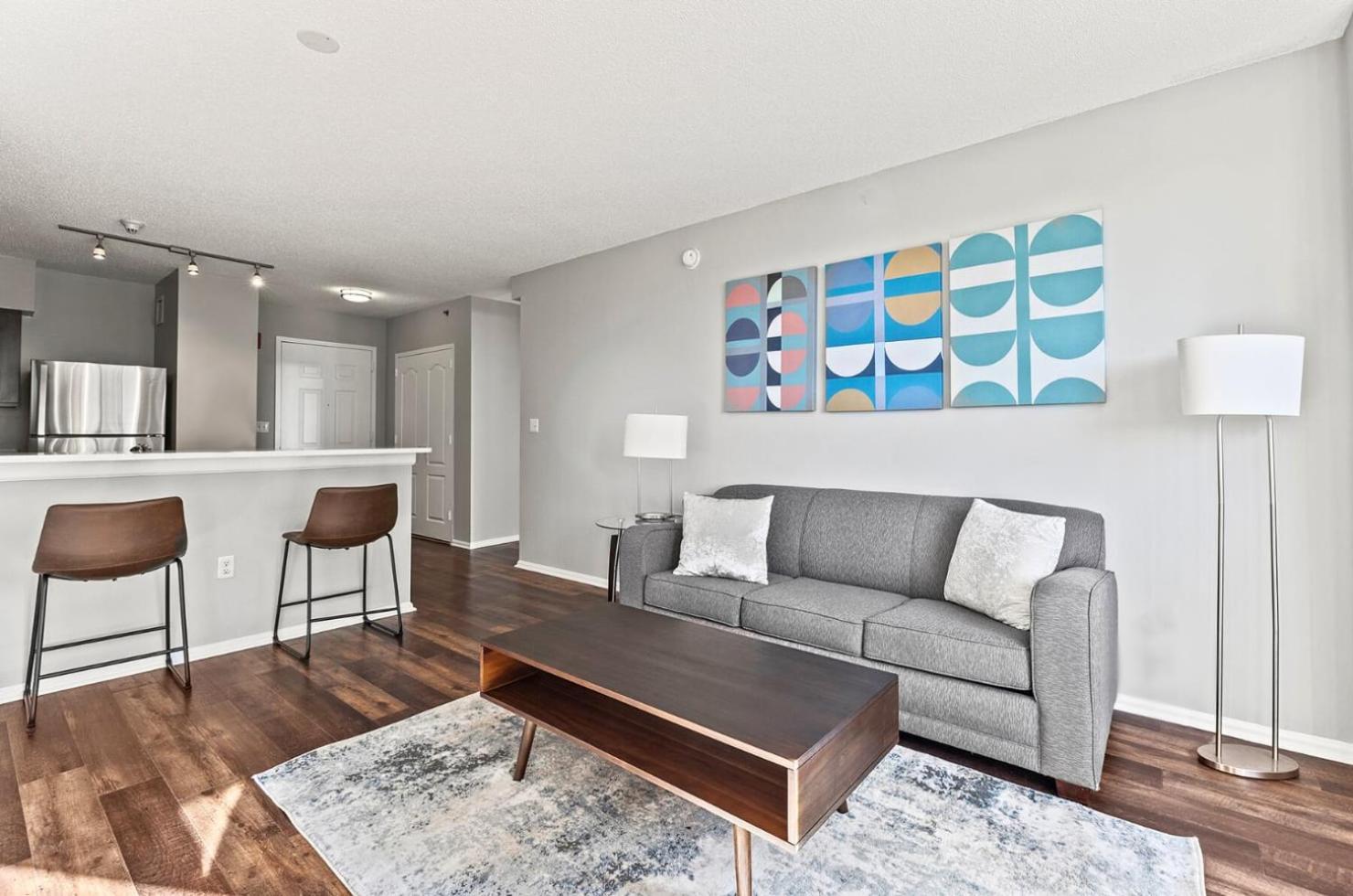 Apartment photo 1