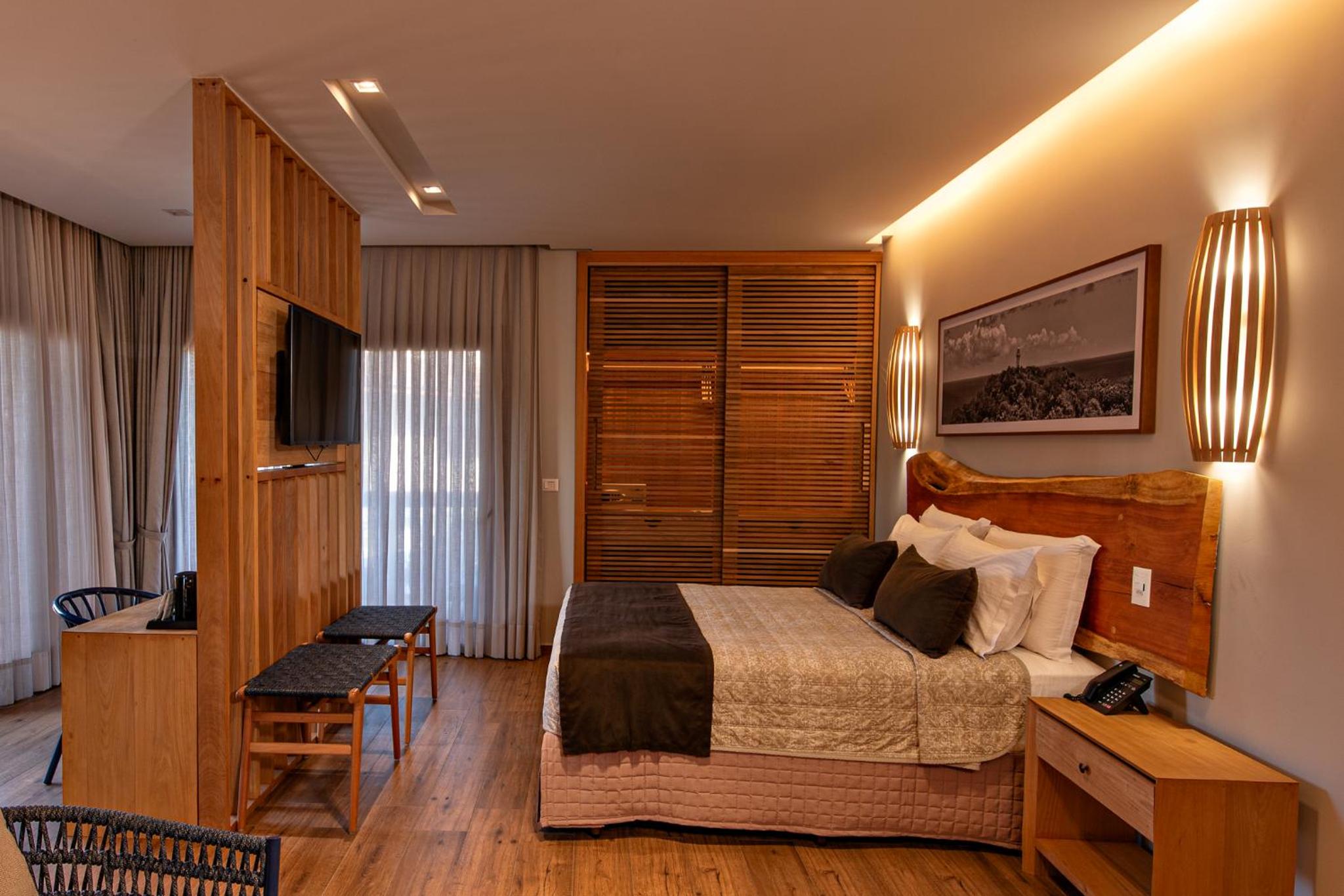 Deluxe Double Room with Balcony photo 1