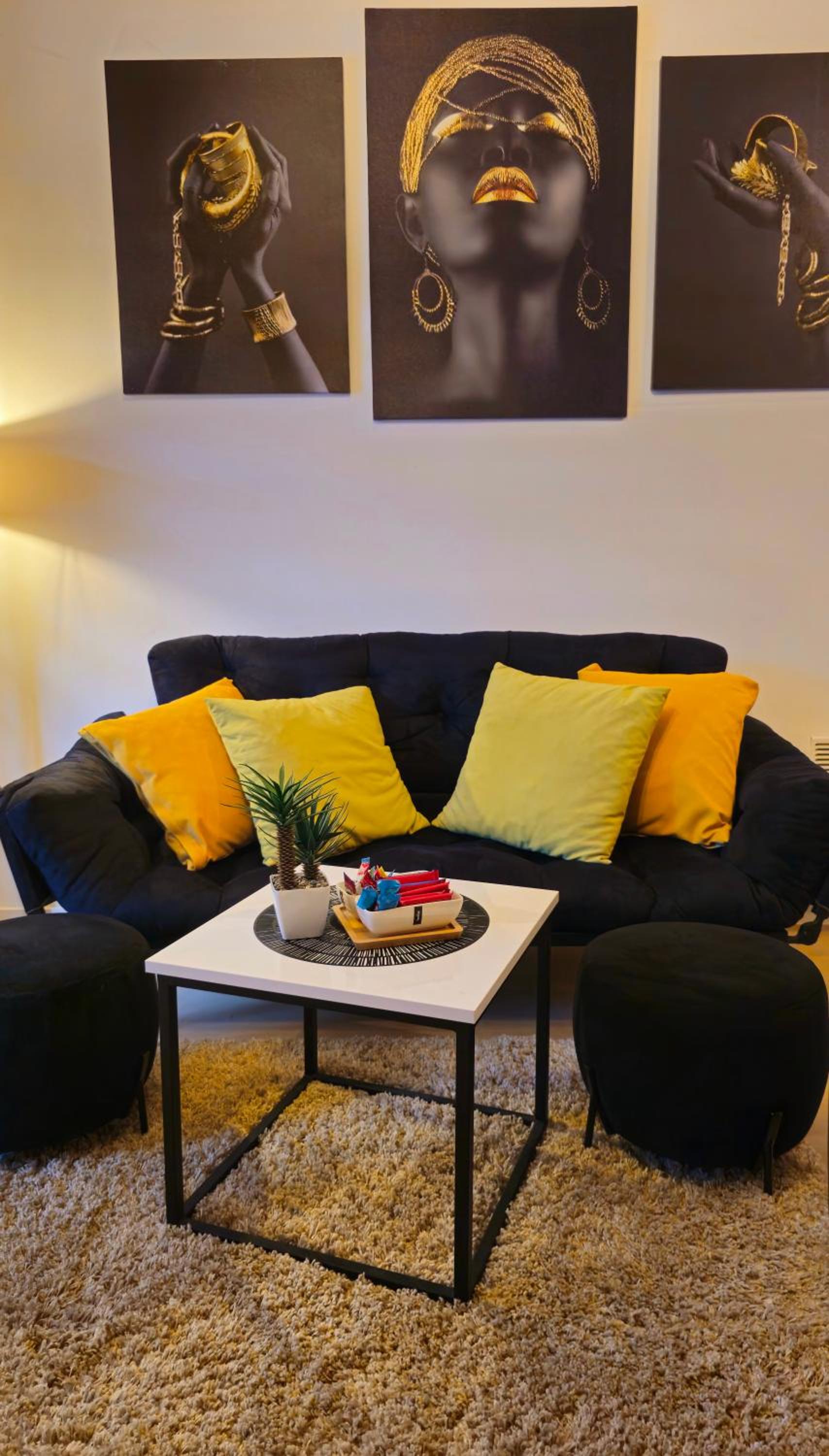 One-Bedroom Apartment photo 3