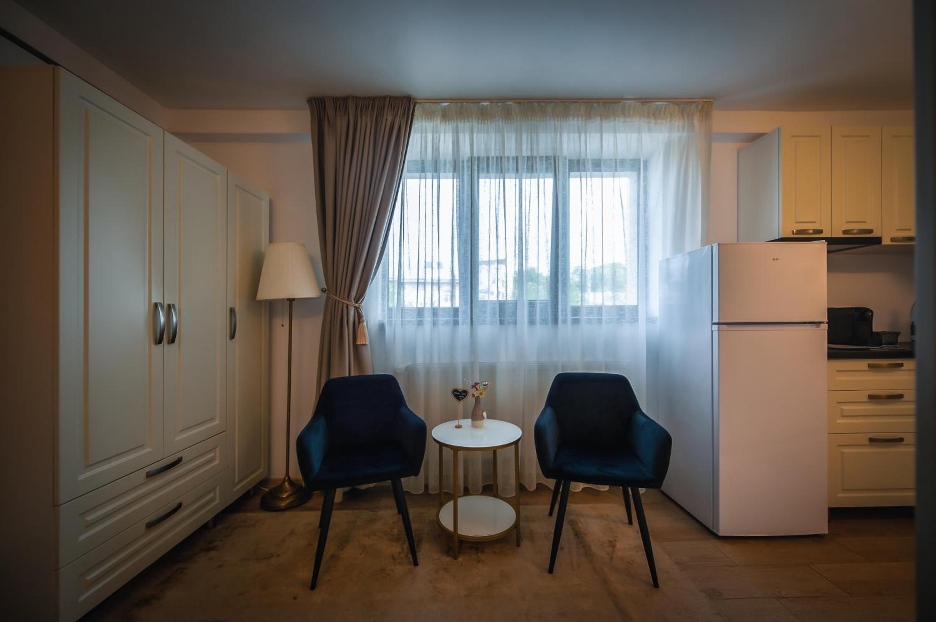Double Room - Photo 13