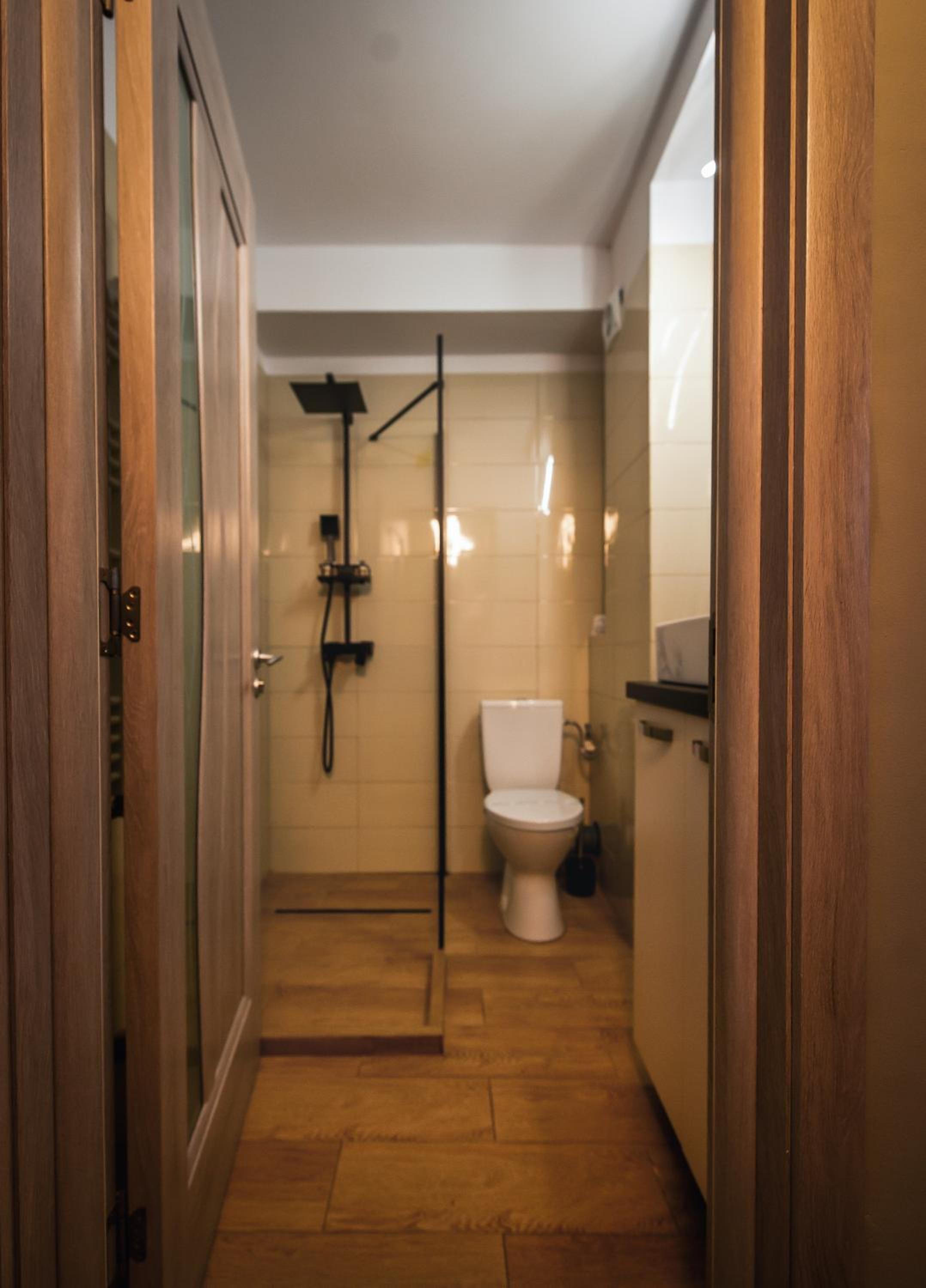Double Room - Photo 5