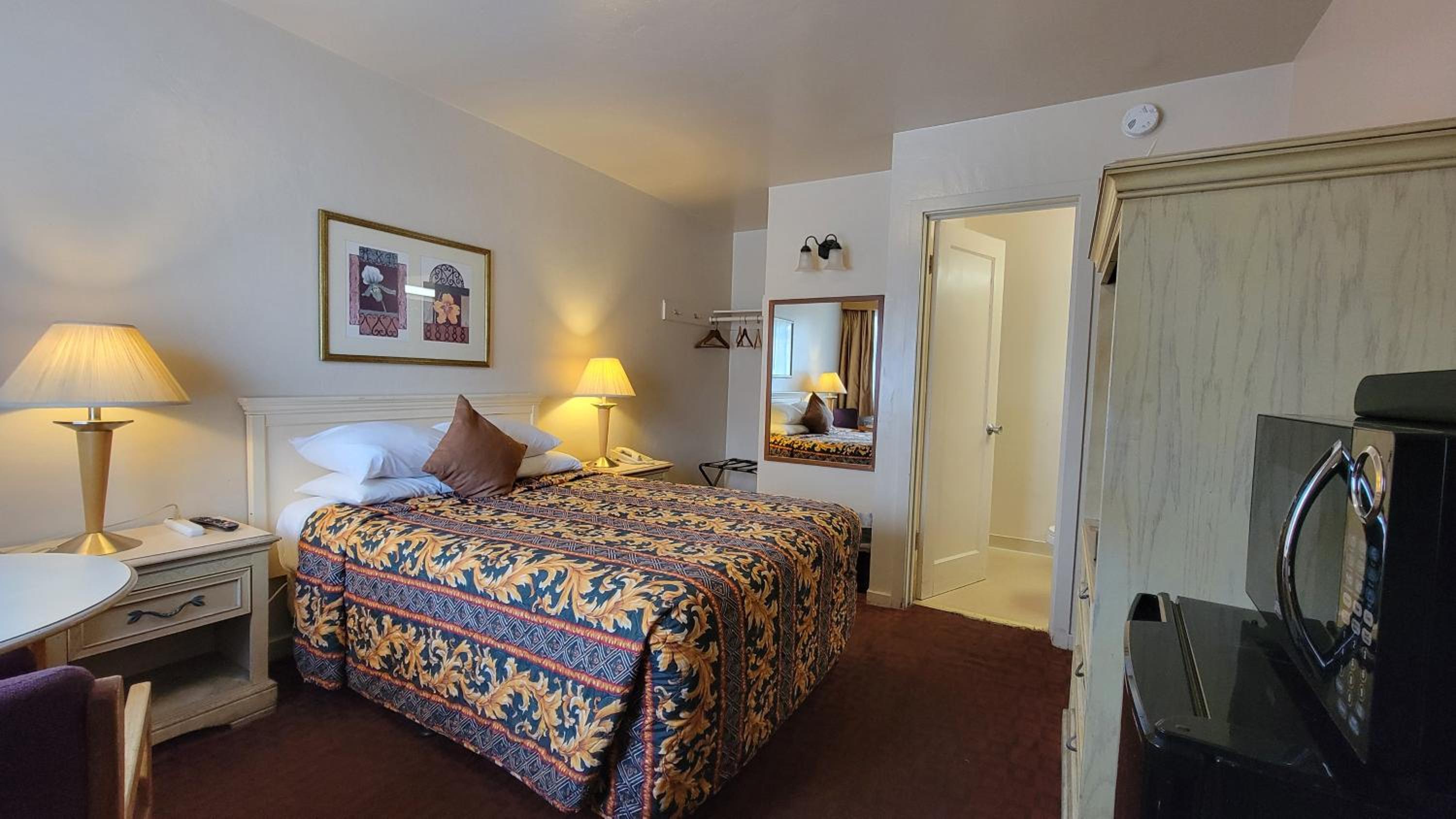 Double Room - Photo 1