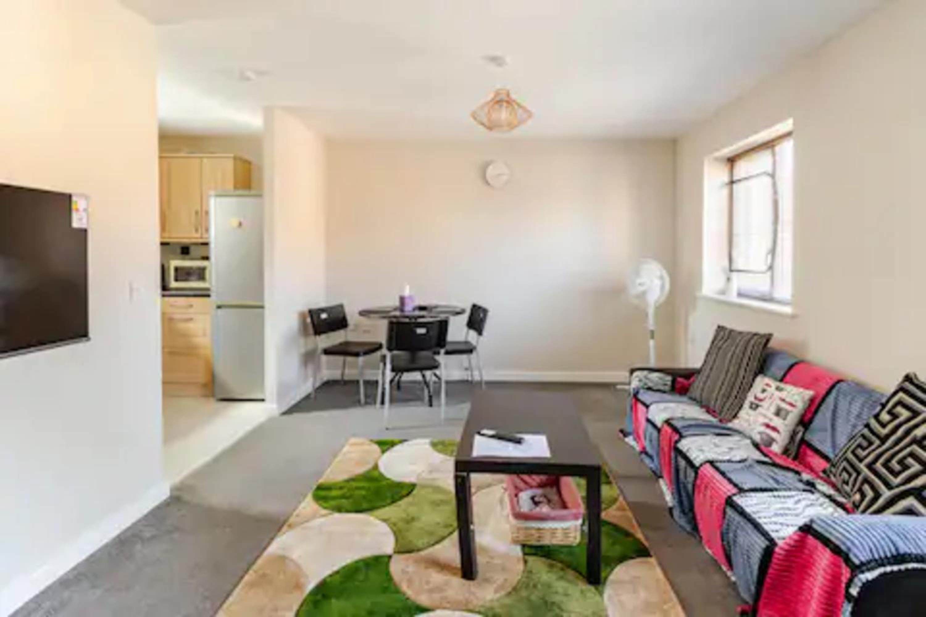 One-Bedroom Apartment with Garden photo 1