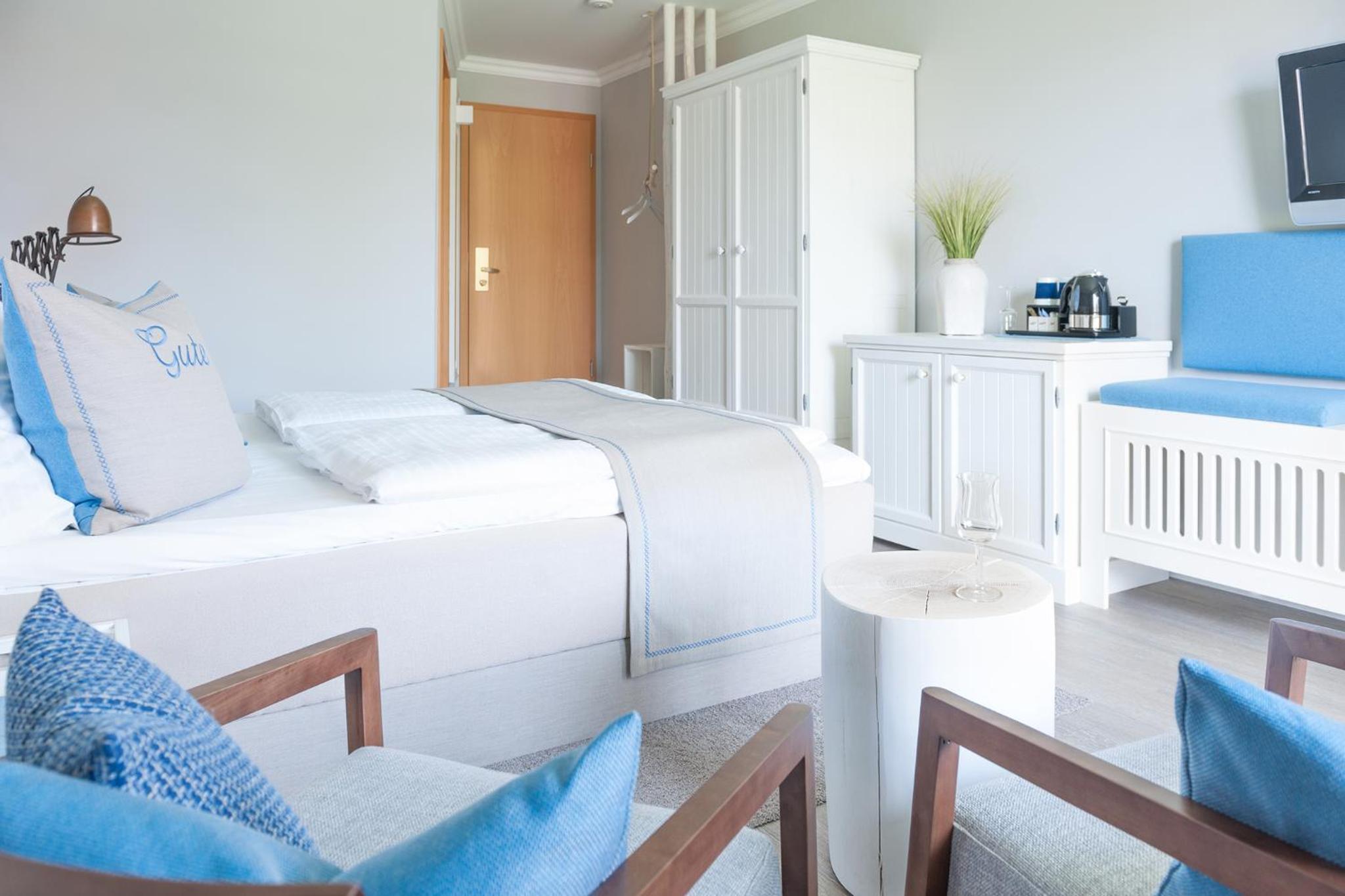 Single Room photo 2